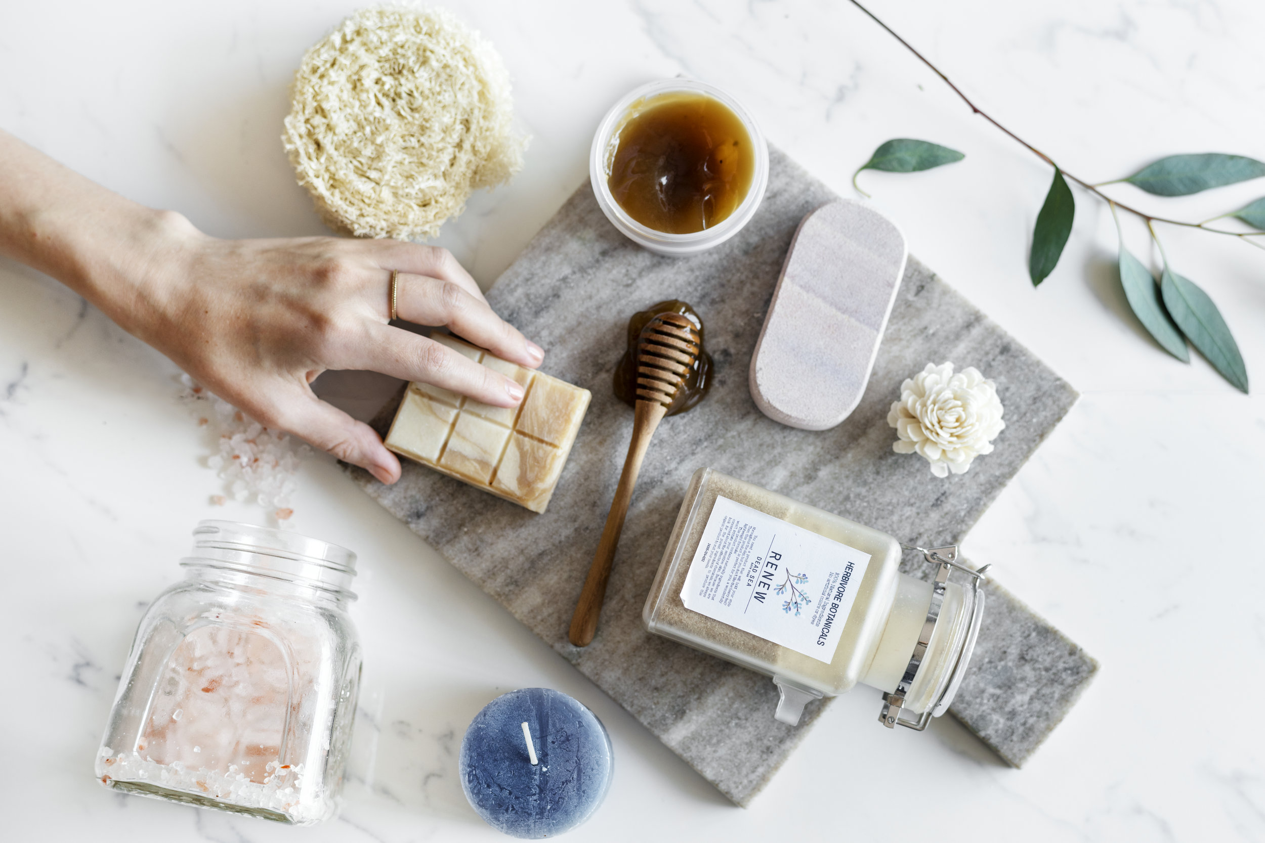  Flat lay of spa treatment set 