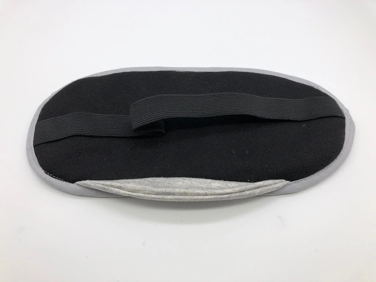Aromatherapy Lavender Sleep Mask with refillable and reusable pouches - back
