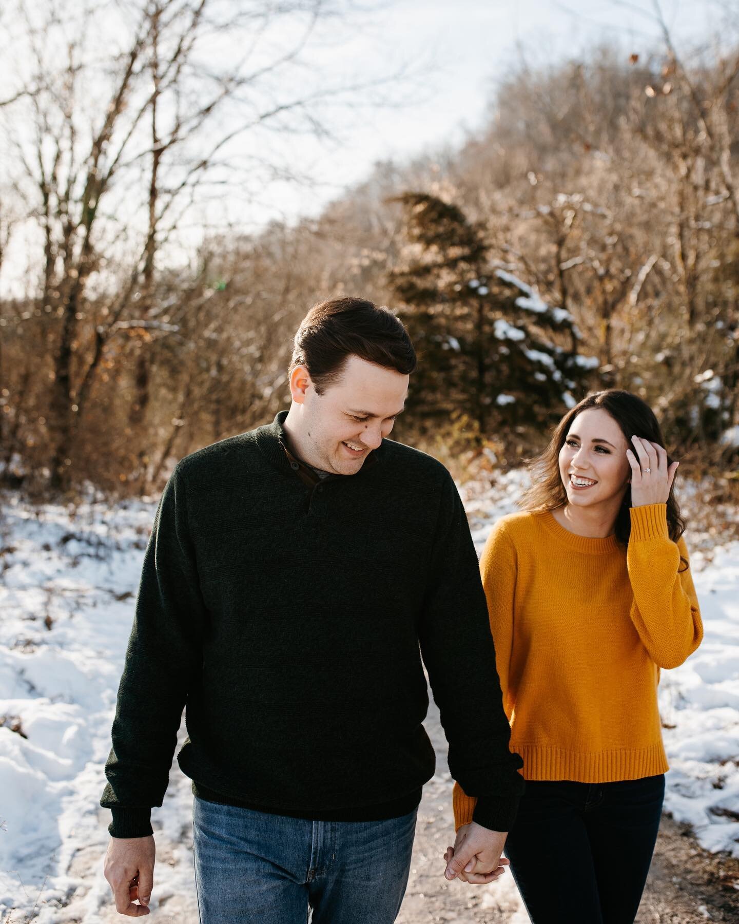 logan + summer
&cap;
we had this session scheduled WAY before we knew it would snow. Logan and Summer ended up having the sweetest snowy engagement session!
&cap;
This job is even sweeter when I get to capture big milestones for sweet friends like th