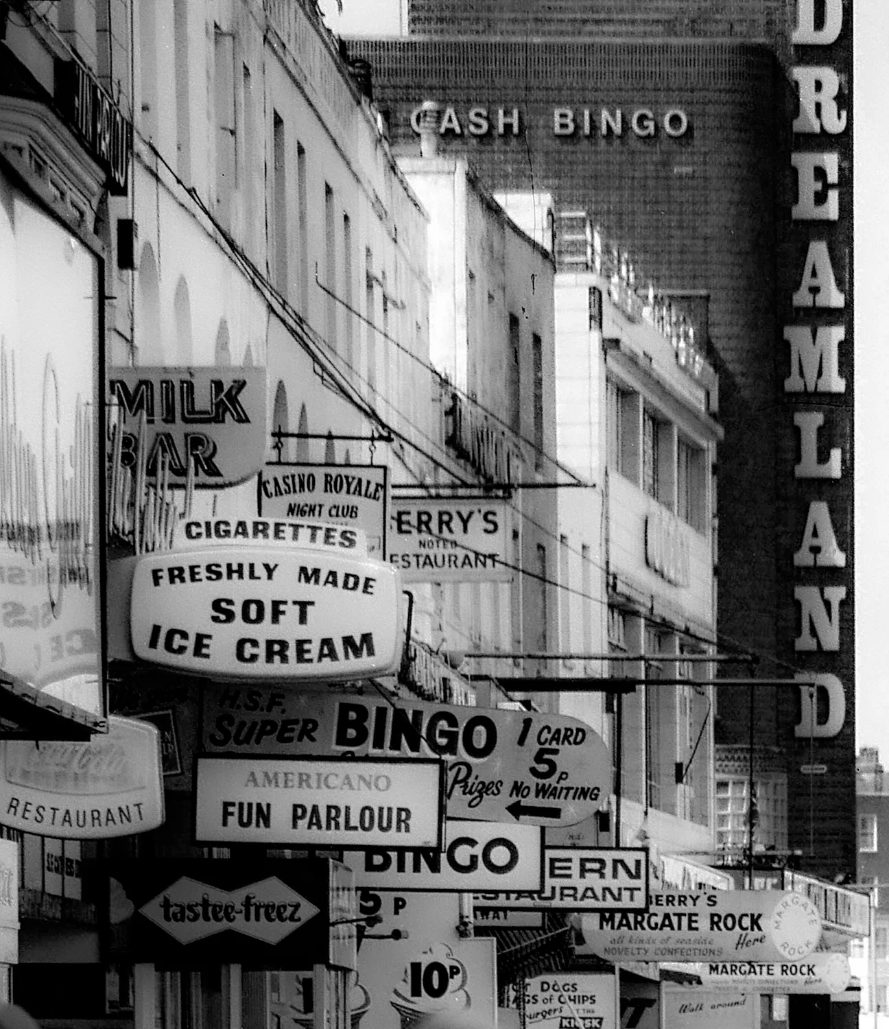 Film 38_007[Gray].jpg