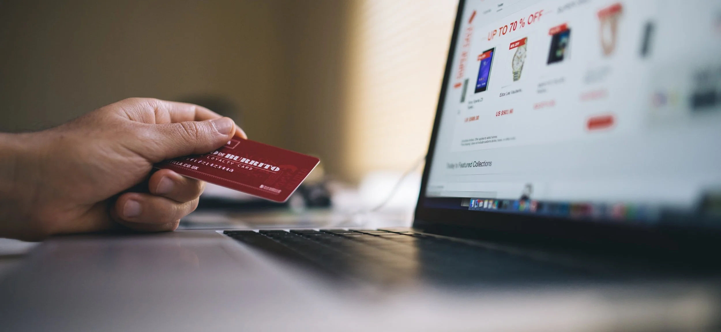 black-friday-buy-computer-34577.jpg
