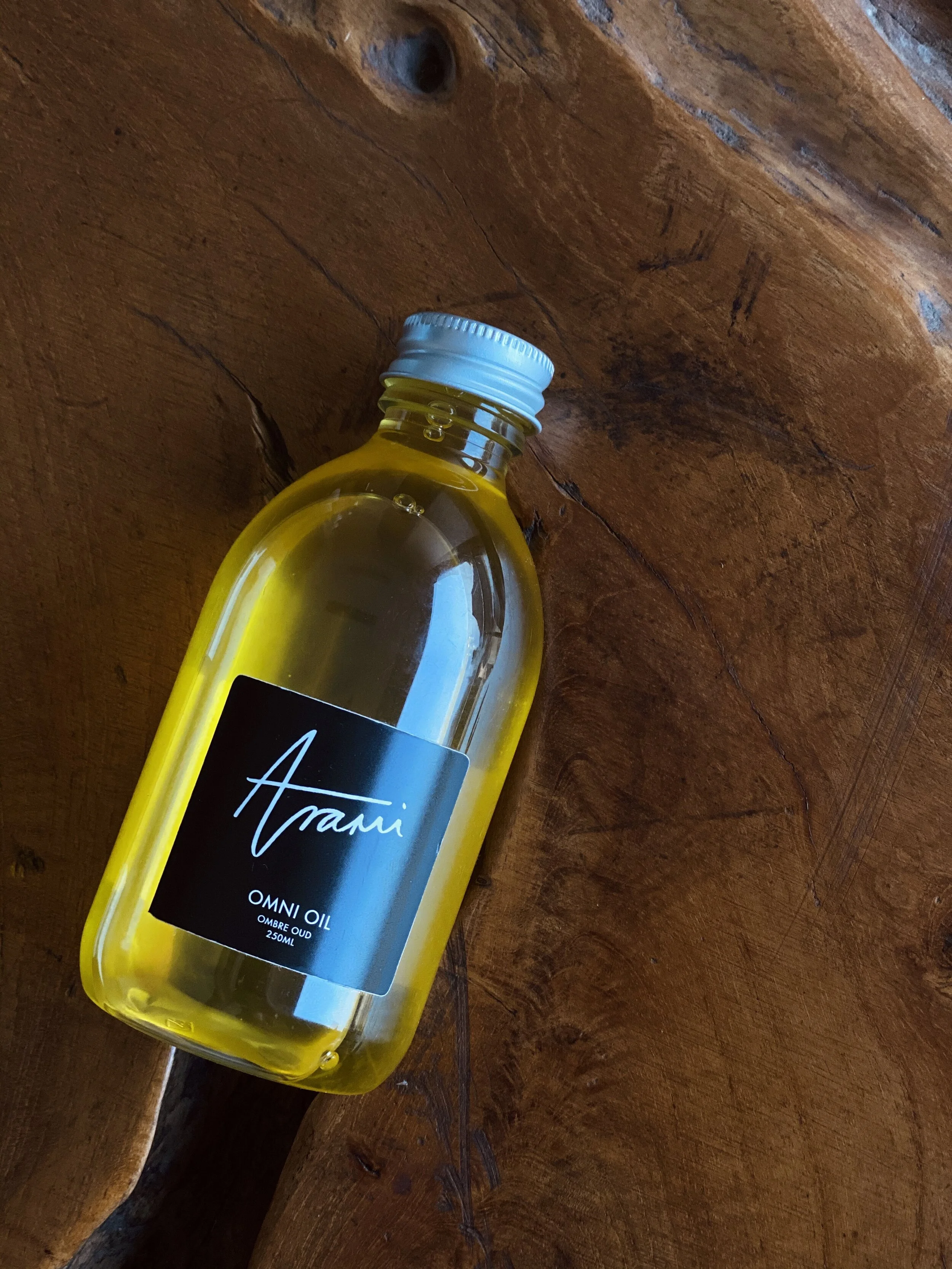 Omni Oil Ombre Oud - ARAMI