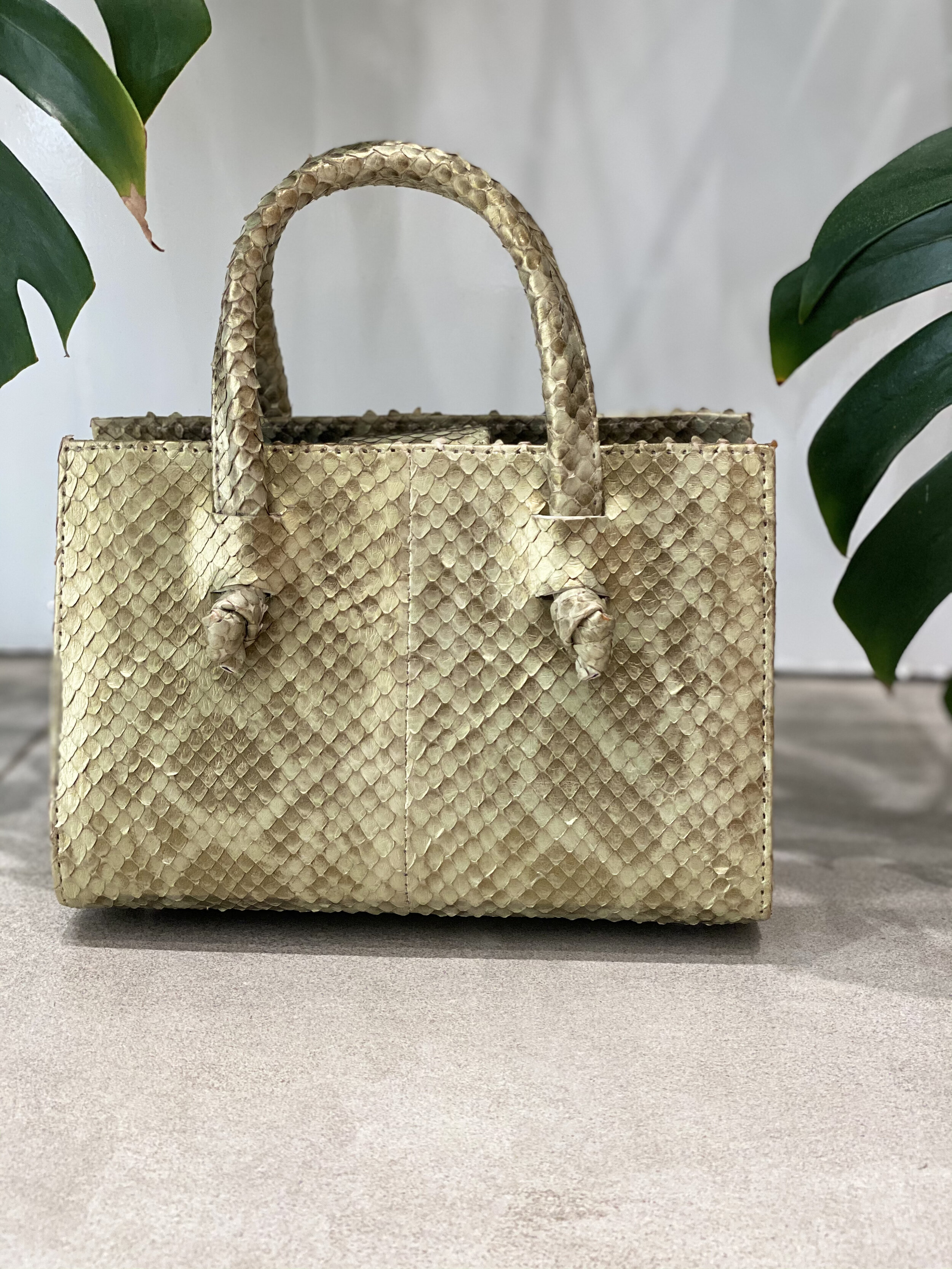 Metallic Aria (Midi) - Muji