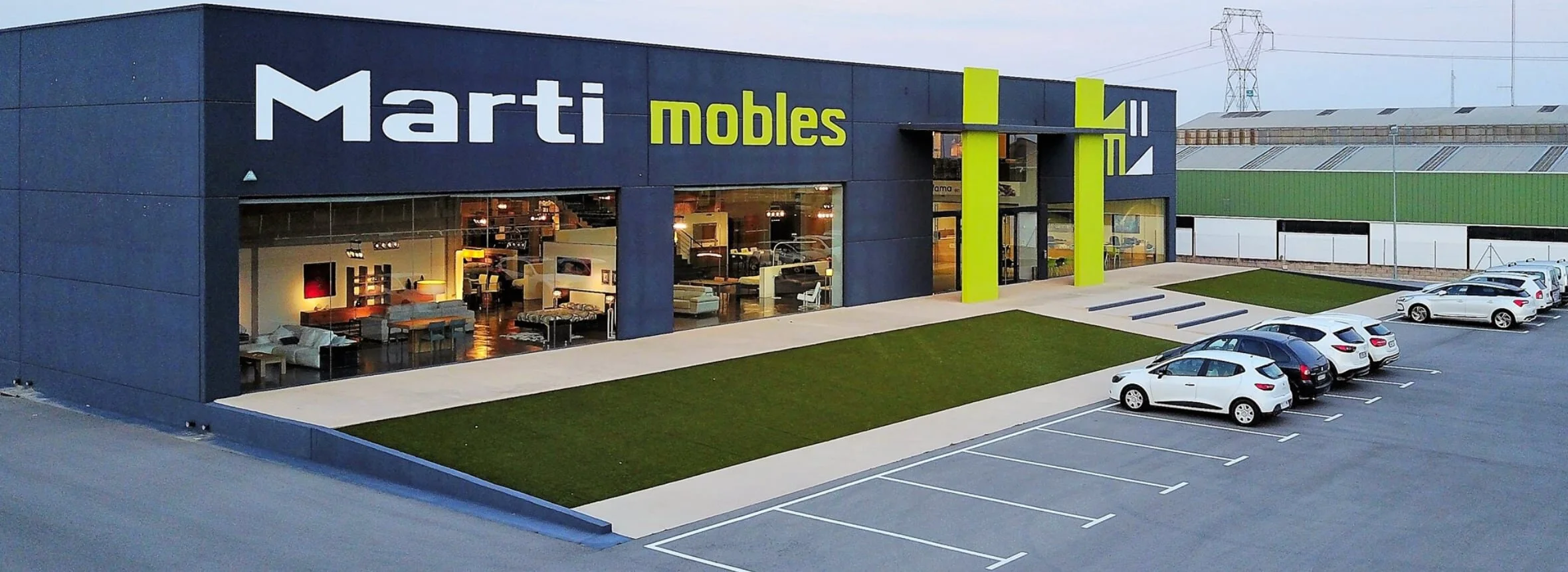 FAÇANA MARTÍ MOBLES.jpg