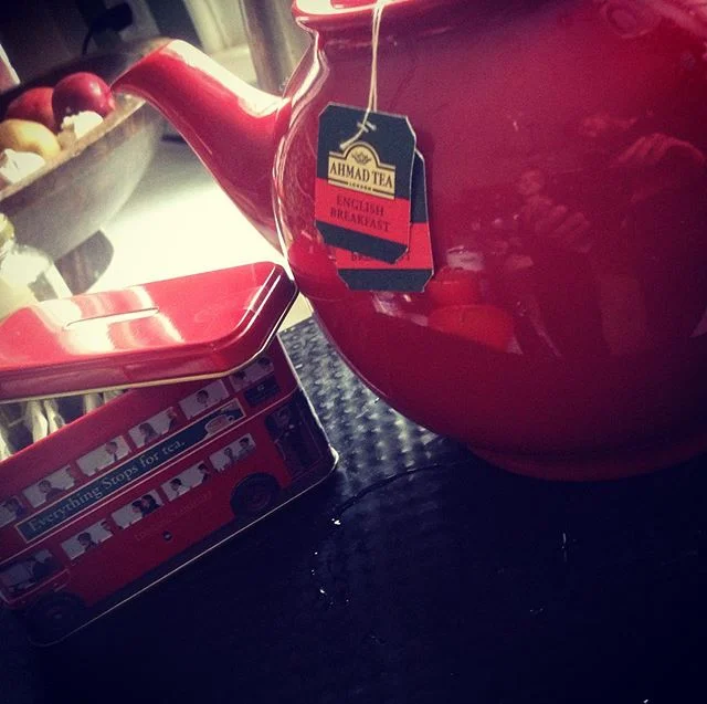 Broke into my wee new batch of tea this morning. Thanks Laura Cameron! #snowybreakfast #tea #friends