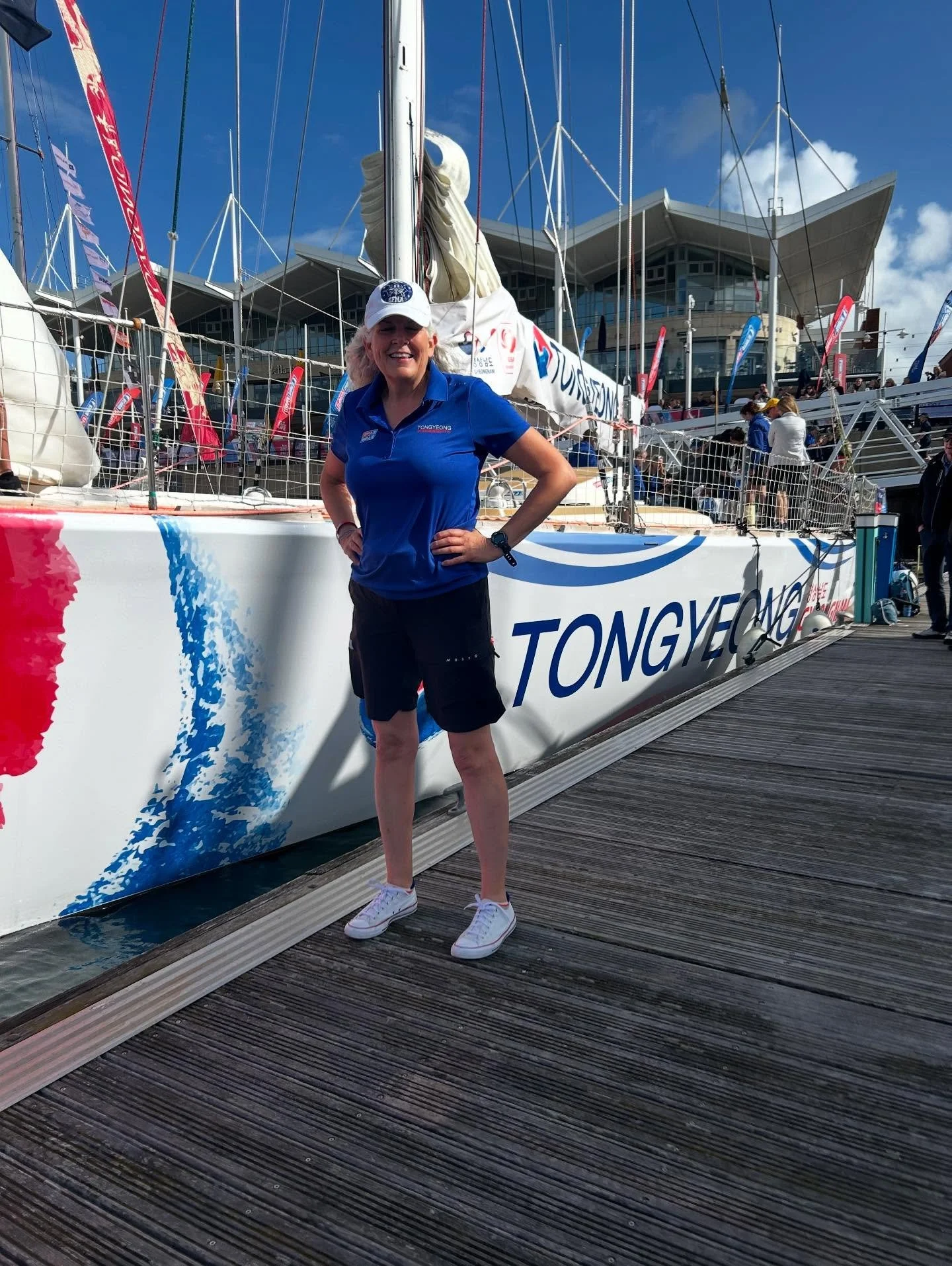 Race day! Five minutes until our final safety brief! 🤩