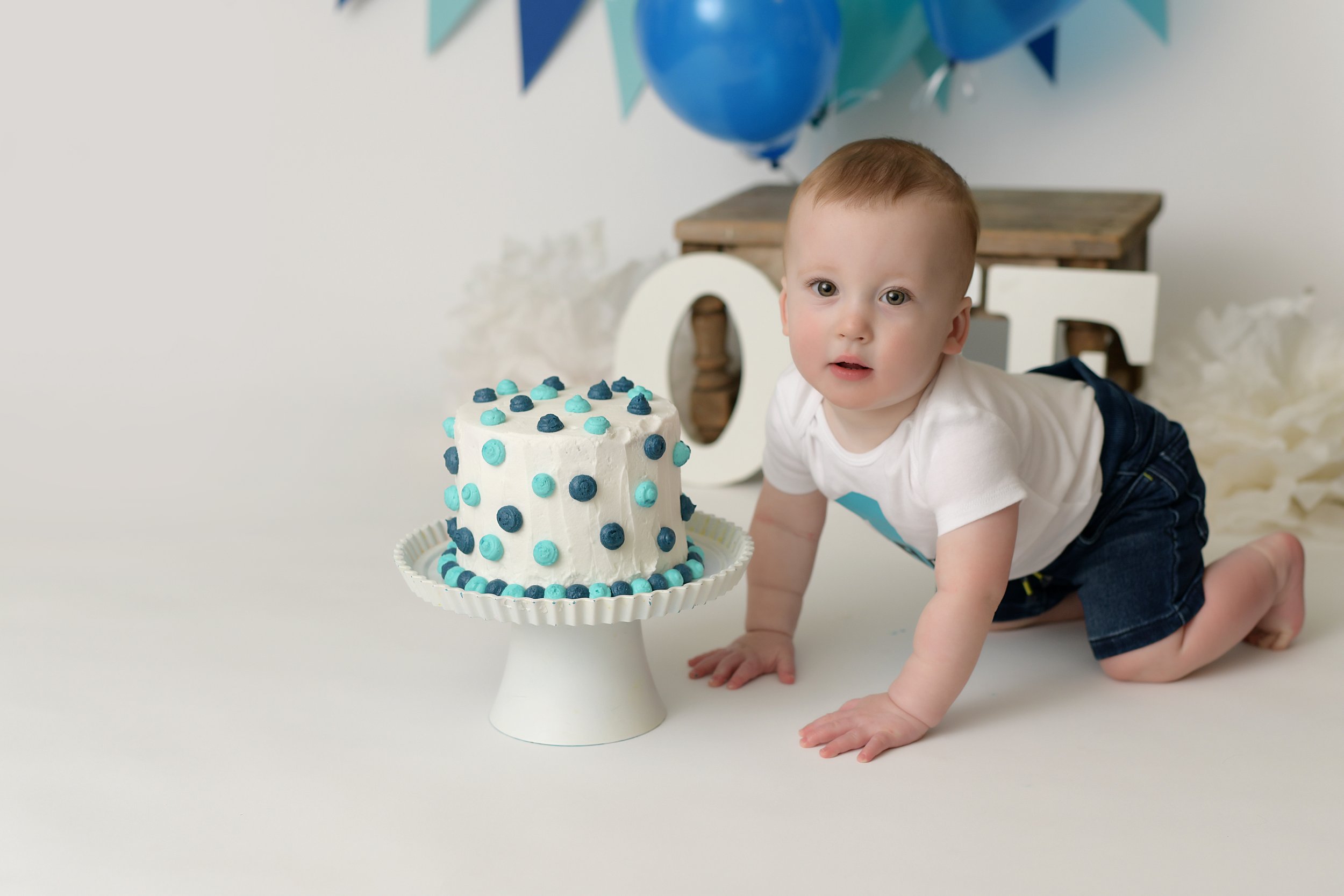 BLOG Liam Cake-6041.jpg