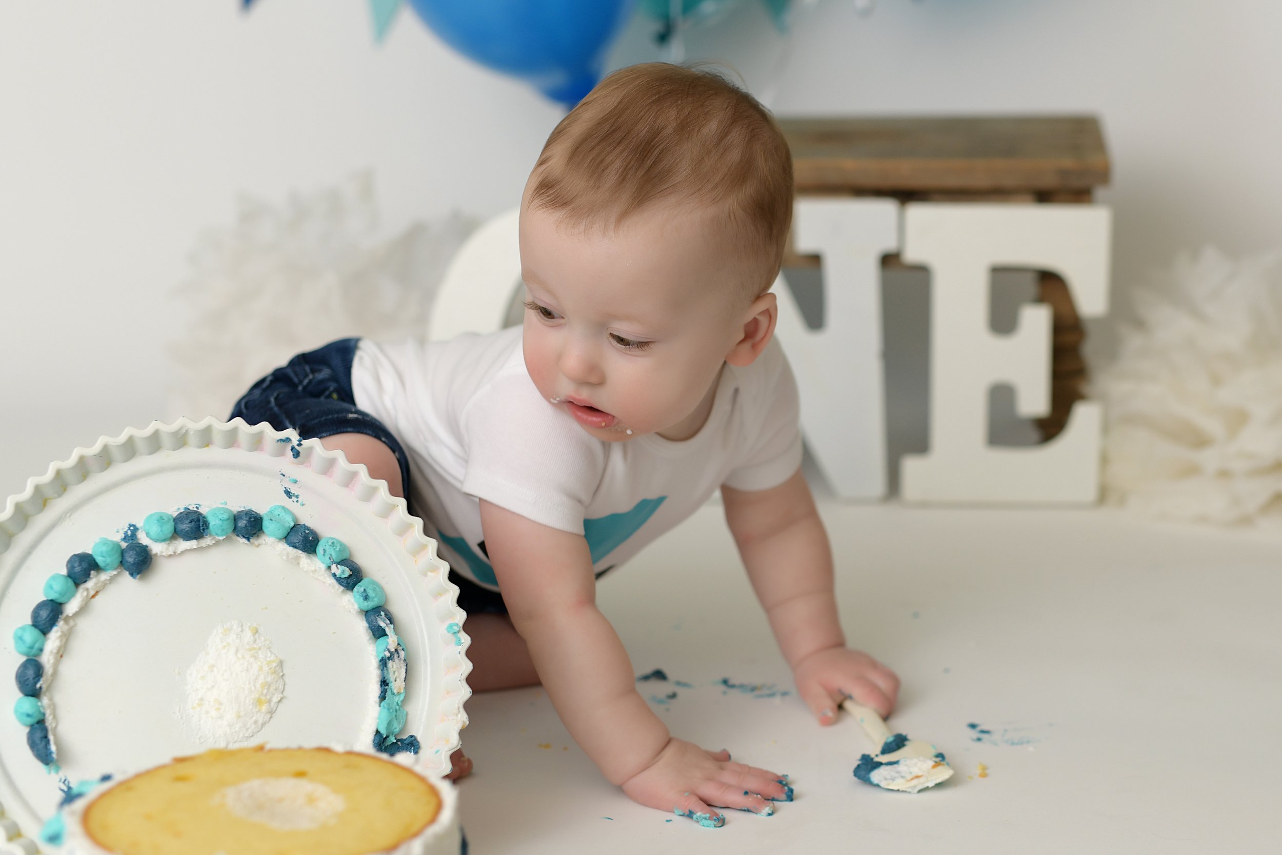 BLOG Liam Cake-6064.jpg