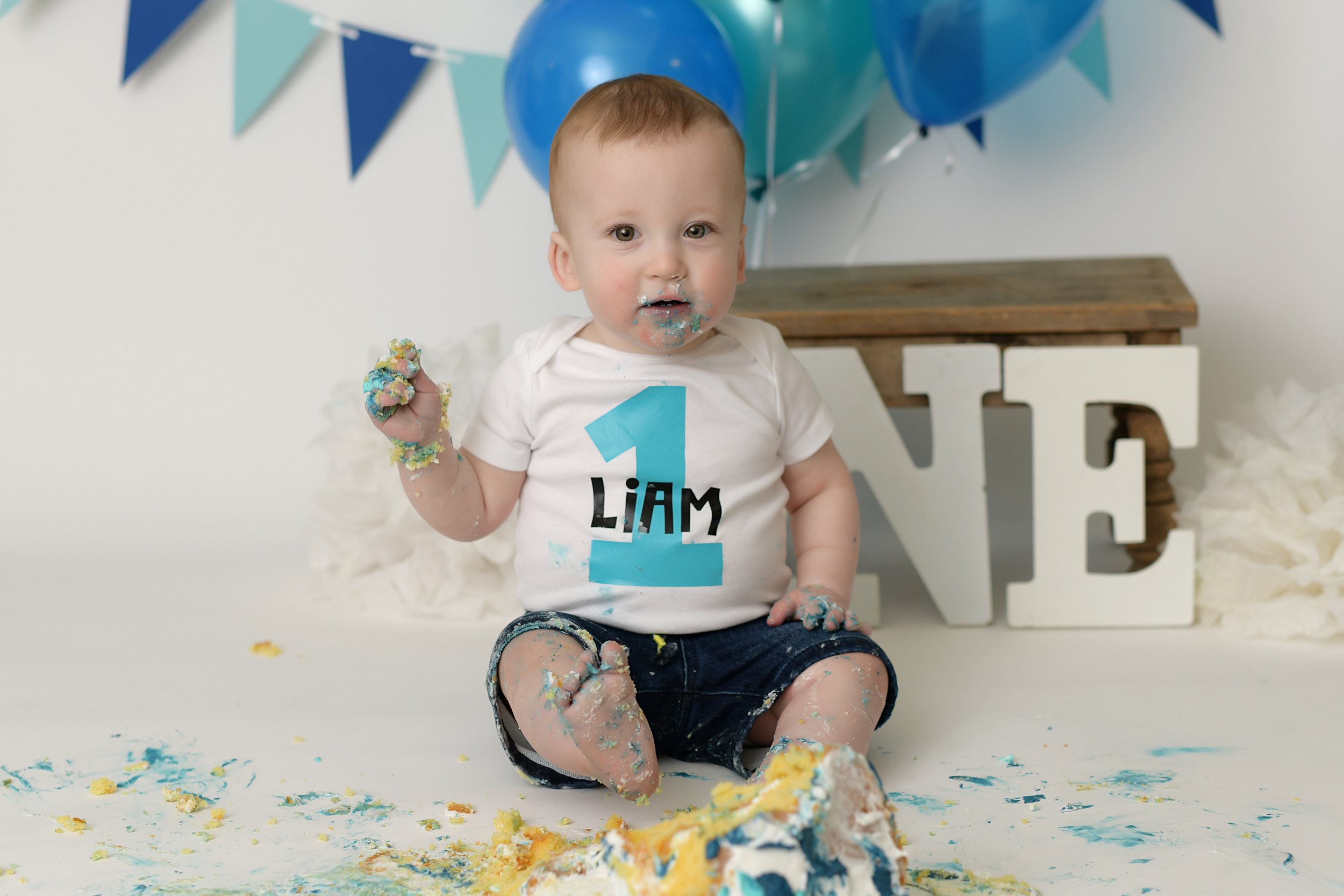 BLOG Liam Cake-6132.jpg