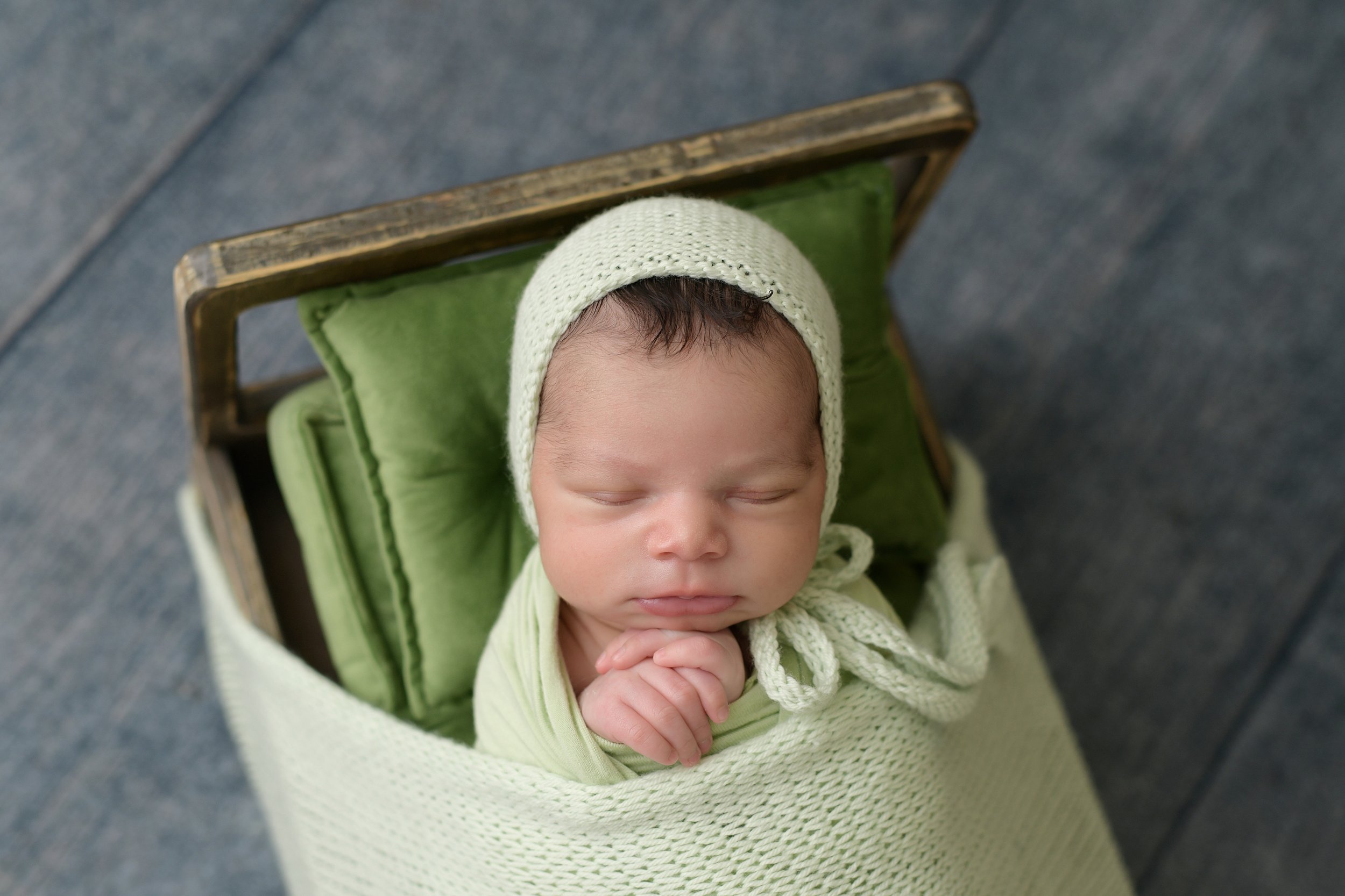 Quincy Newborn BLOG-8174.jpg