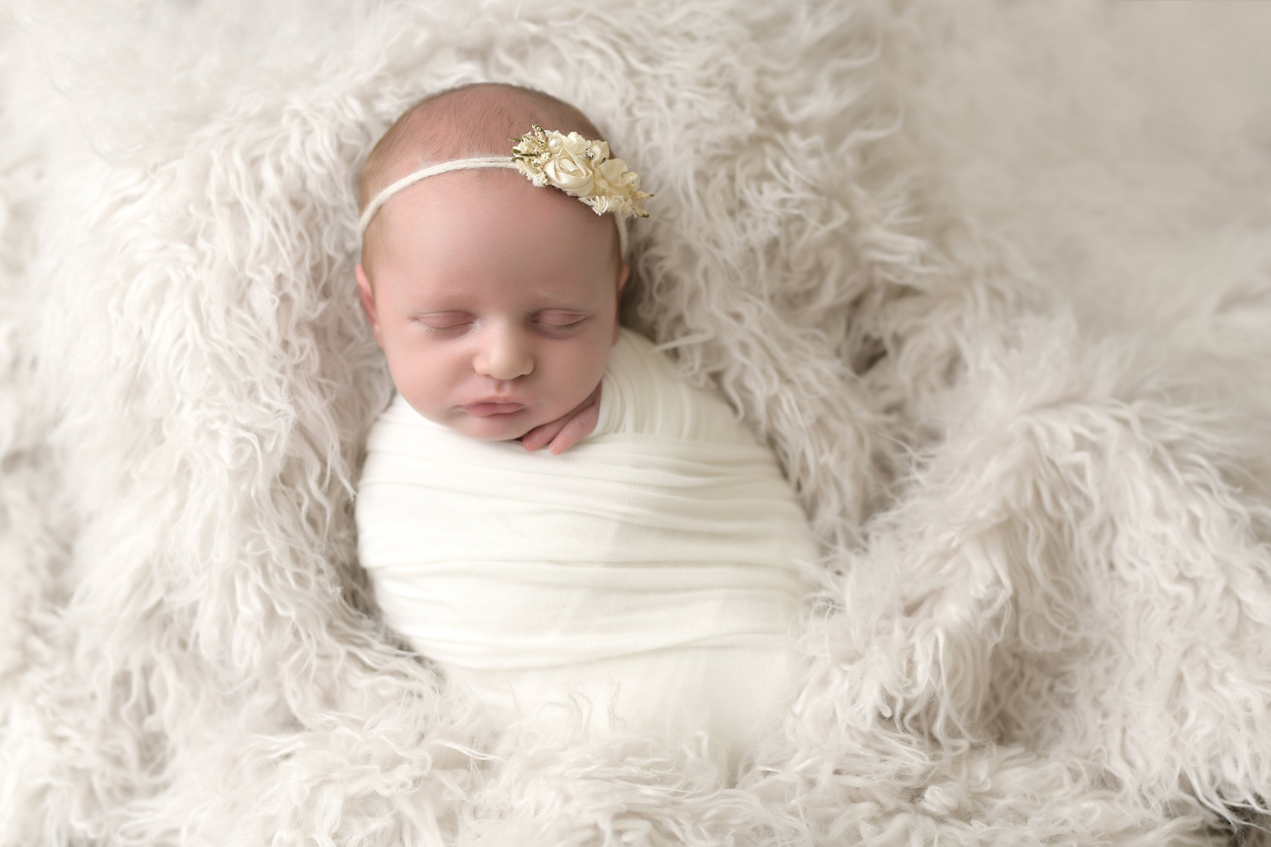 BLOG Lainey Newborn-8518.jpg