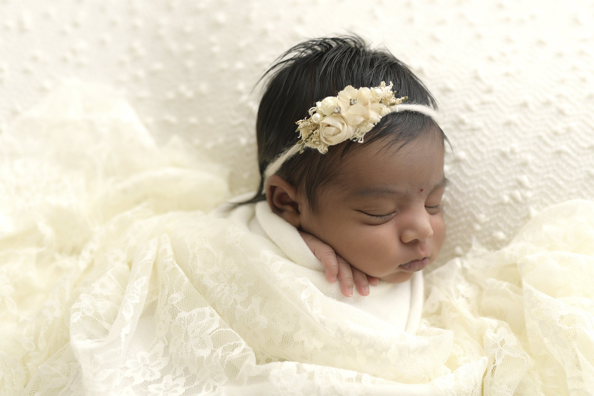 BLOG Aishani Newborn-8540.jpg