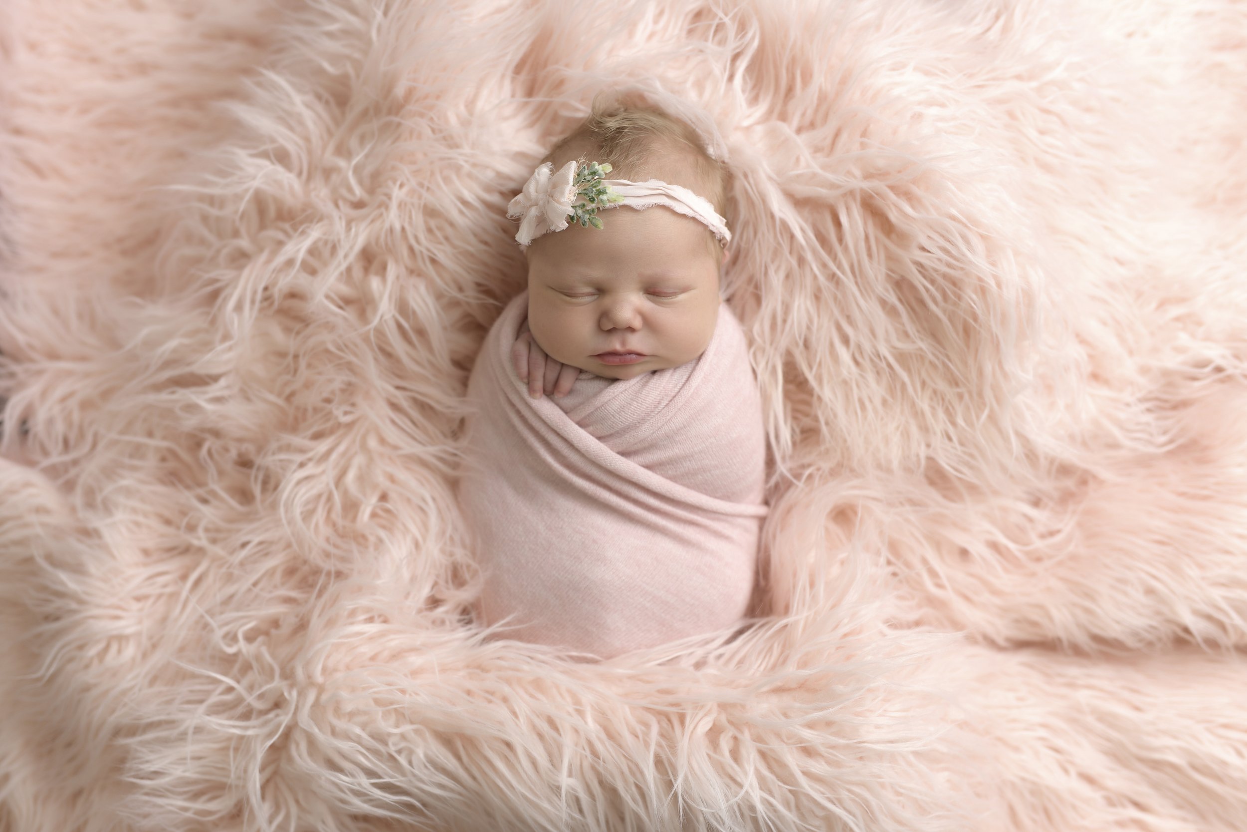 BLOG Ophelia Newborn-9019.jpg