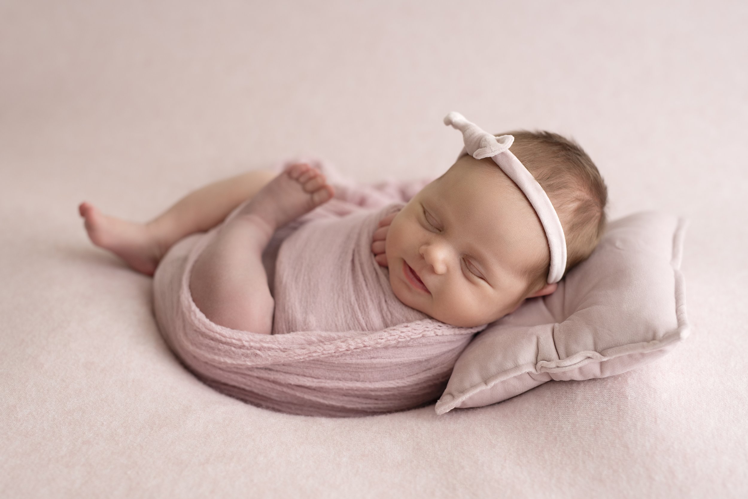 BLOG Scarlett Newborn--8.jpg