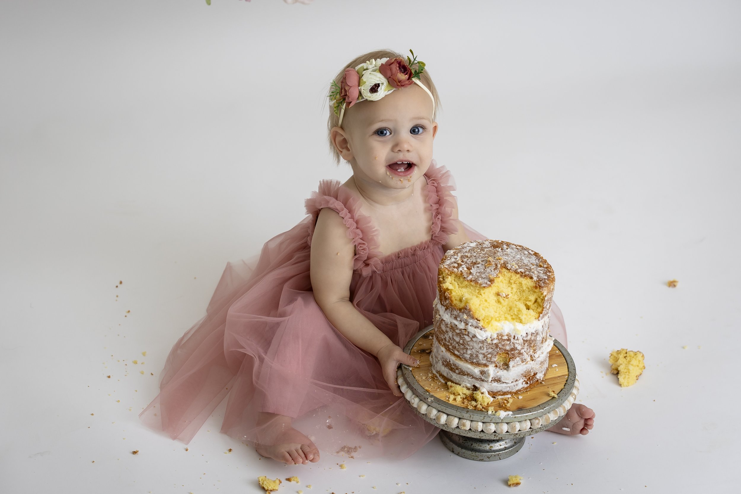 BLOG Scarlett Cake-31.jpg