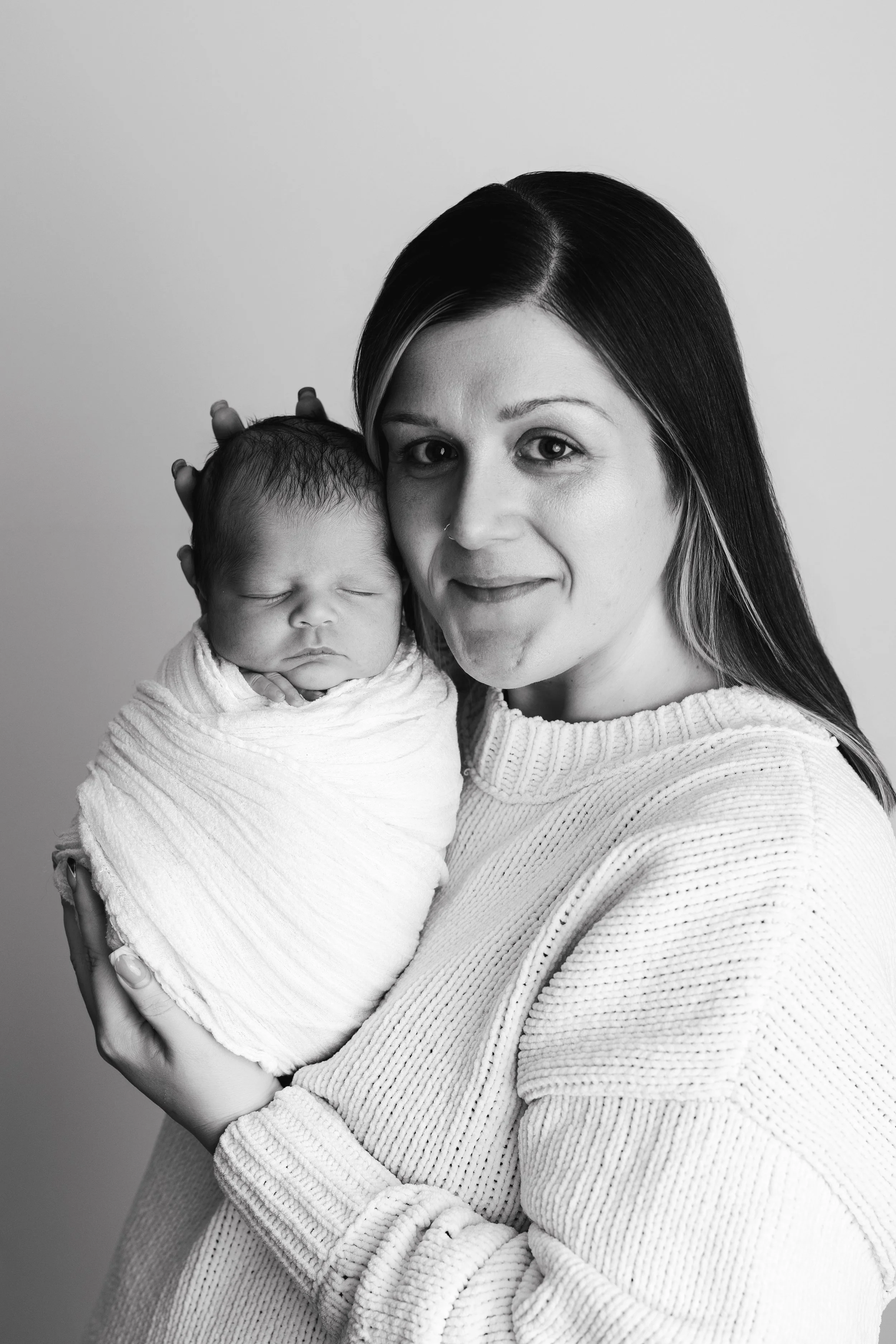 Bryson Newborn BLOG-6.jpg