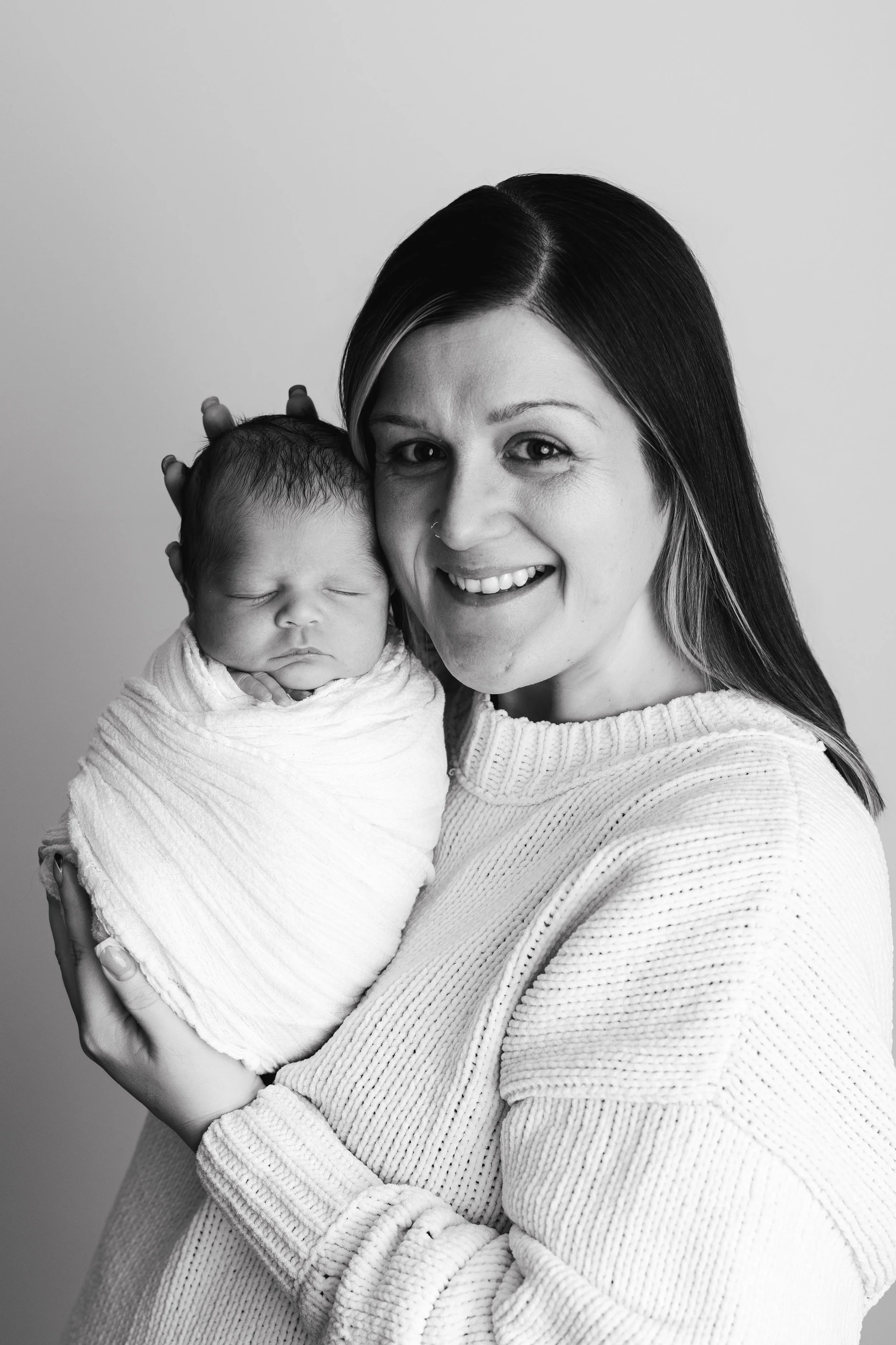 Bryson Newborn BLOG-8.jpg