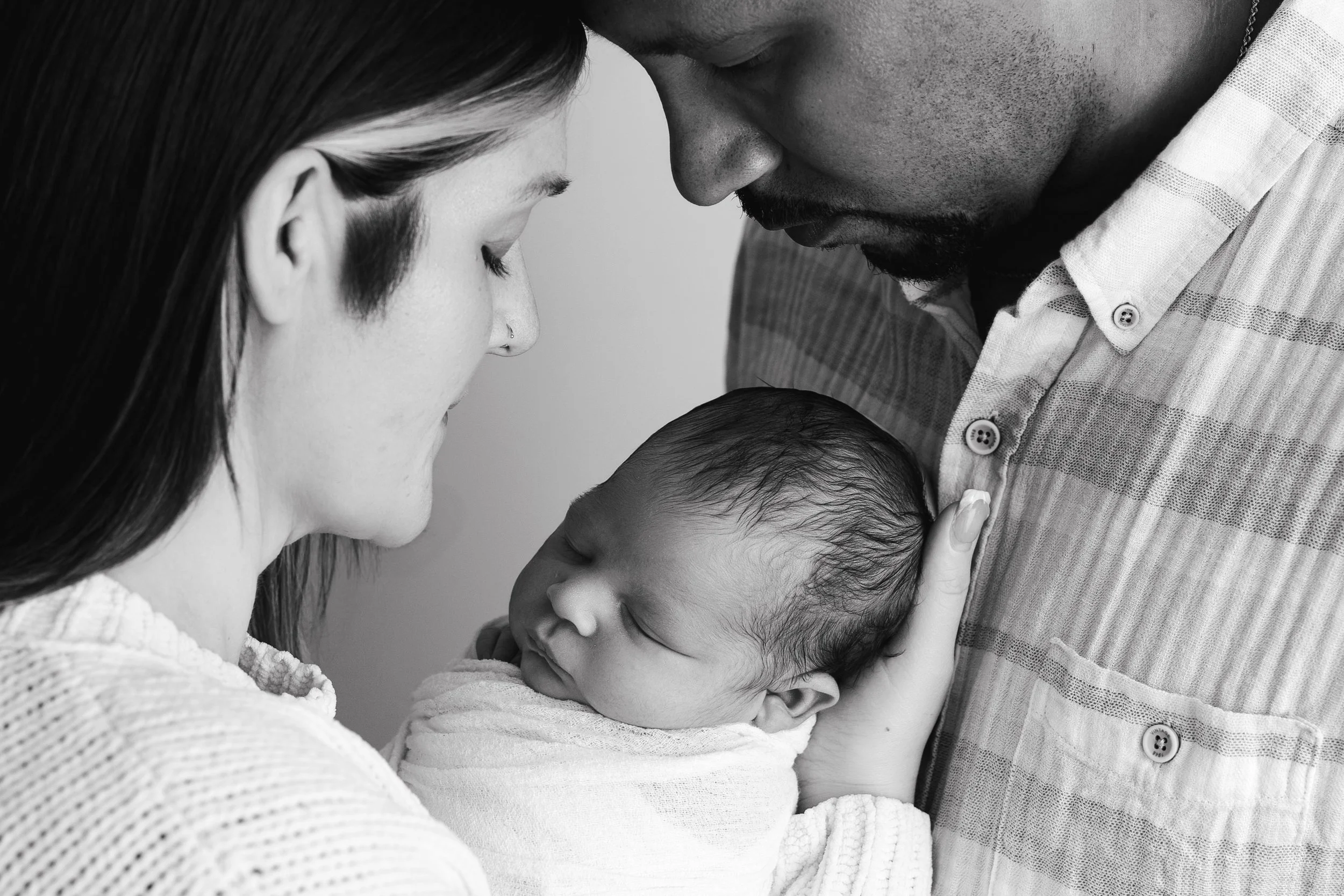 Bryson Newborn BLOG-16.jpg
