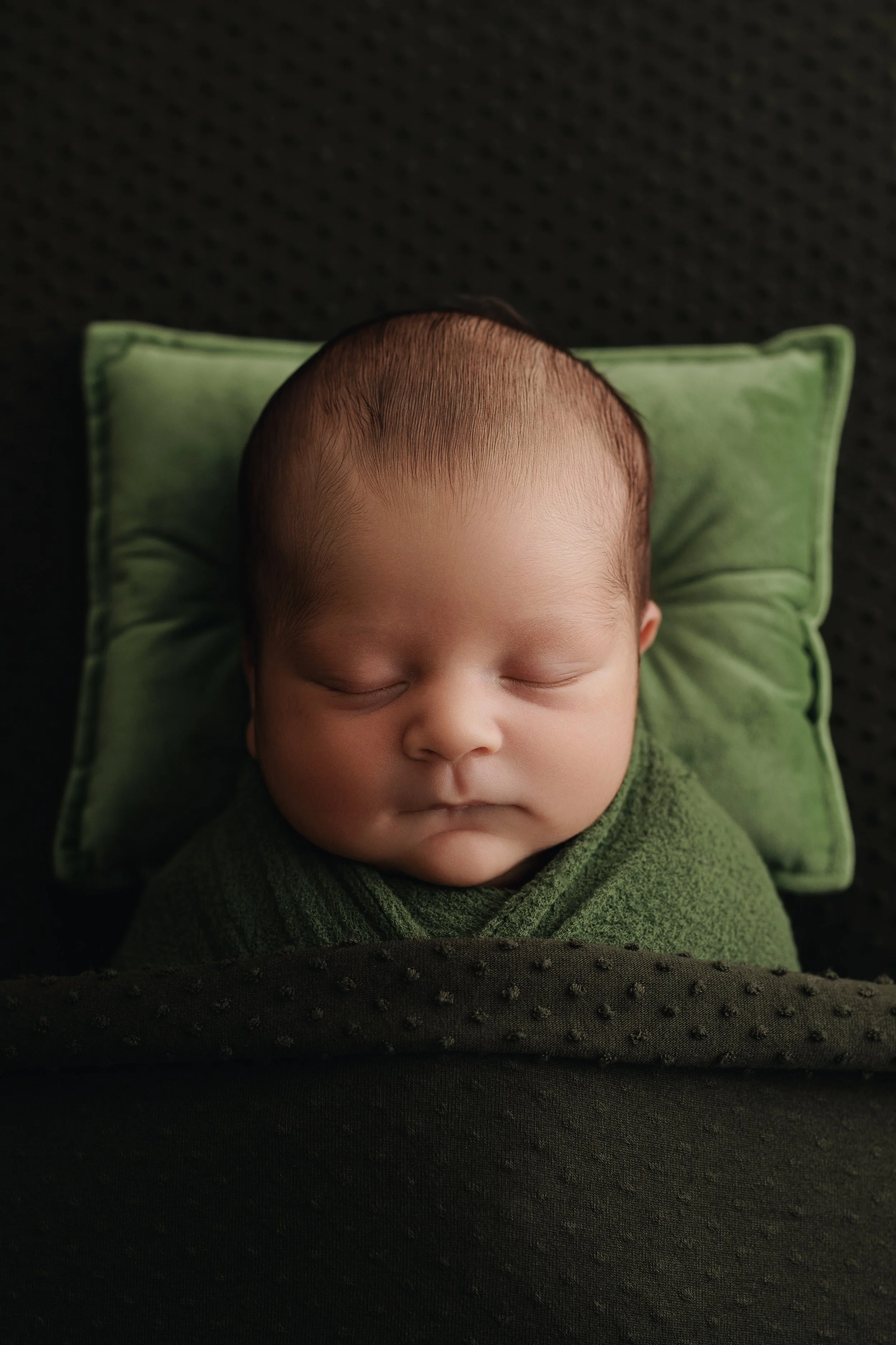 Bryson Newborn BLOG-23.jpg