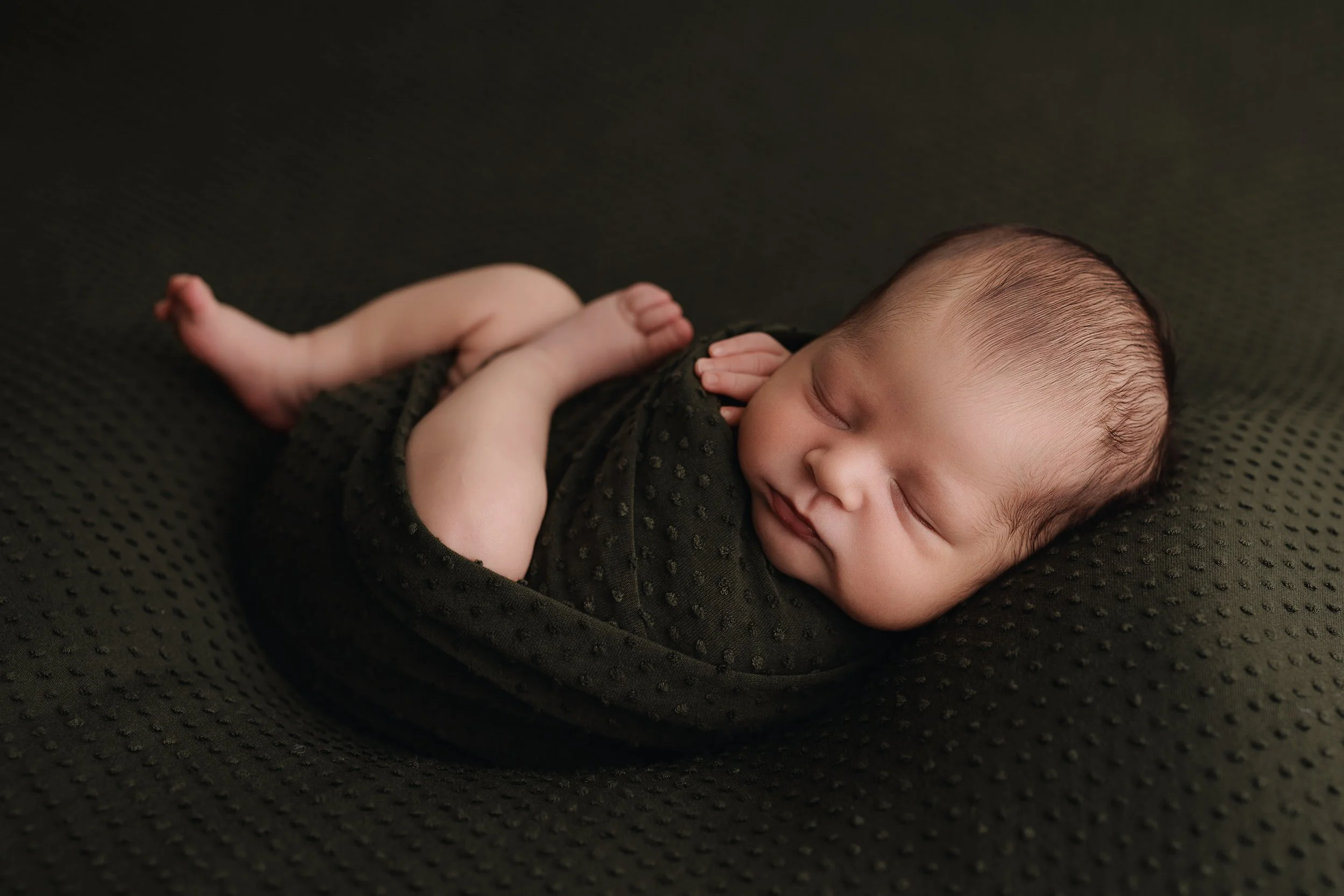 Bryson Newborn BLOG-26.jpg