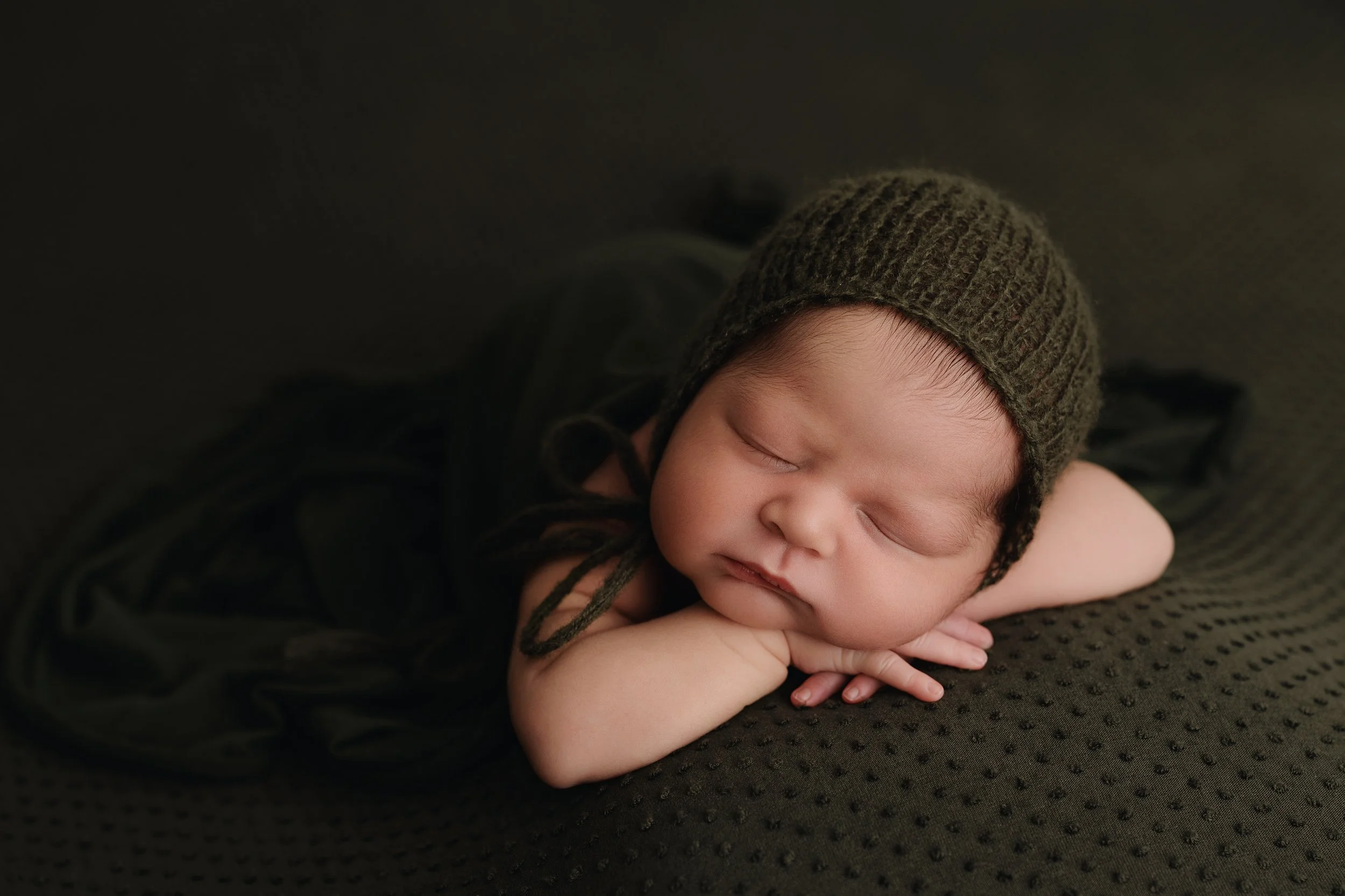 Bryson Newborn BLOG-31.jpg