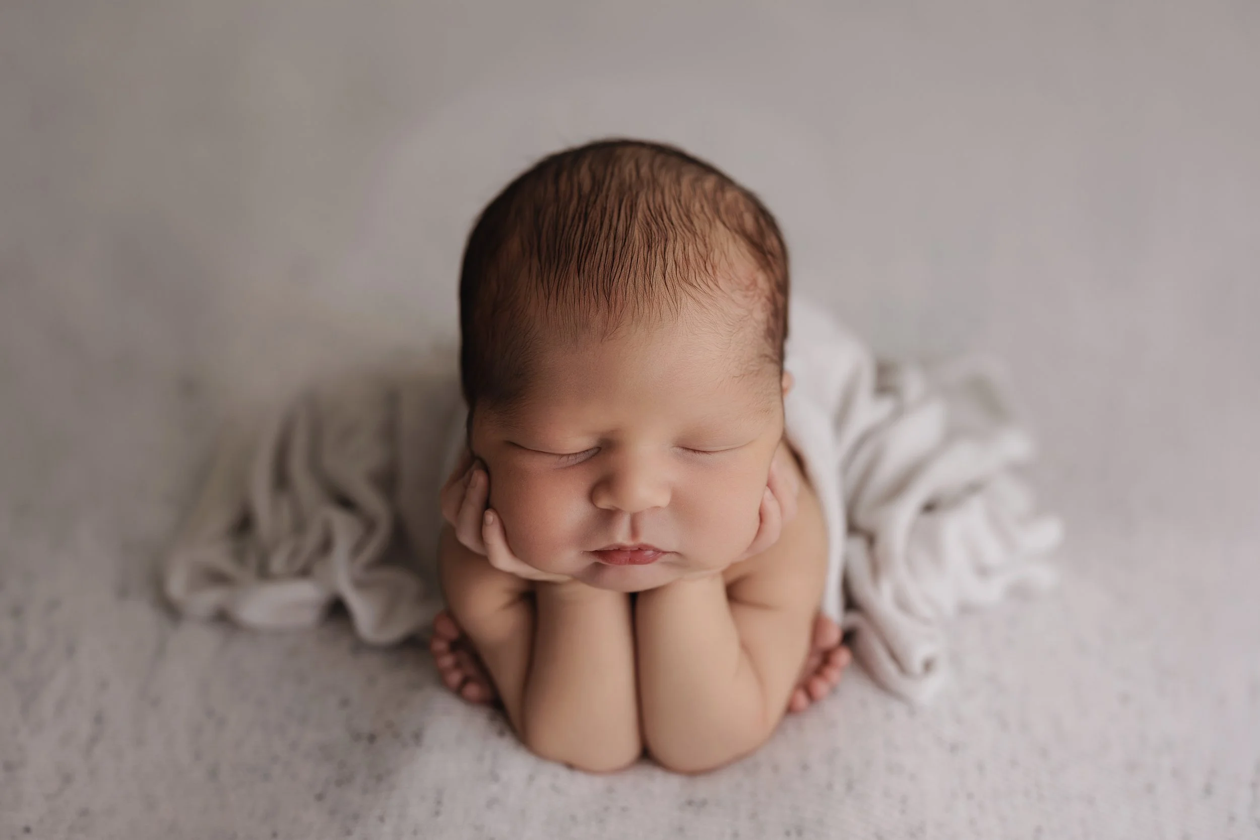 Bryson Newborn BLOG-32.jpg