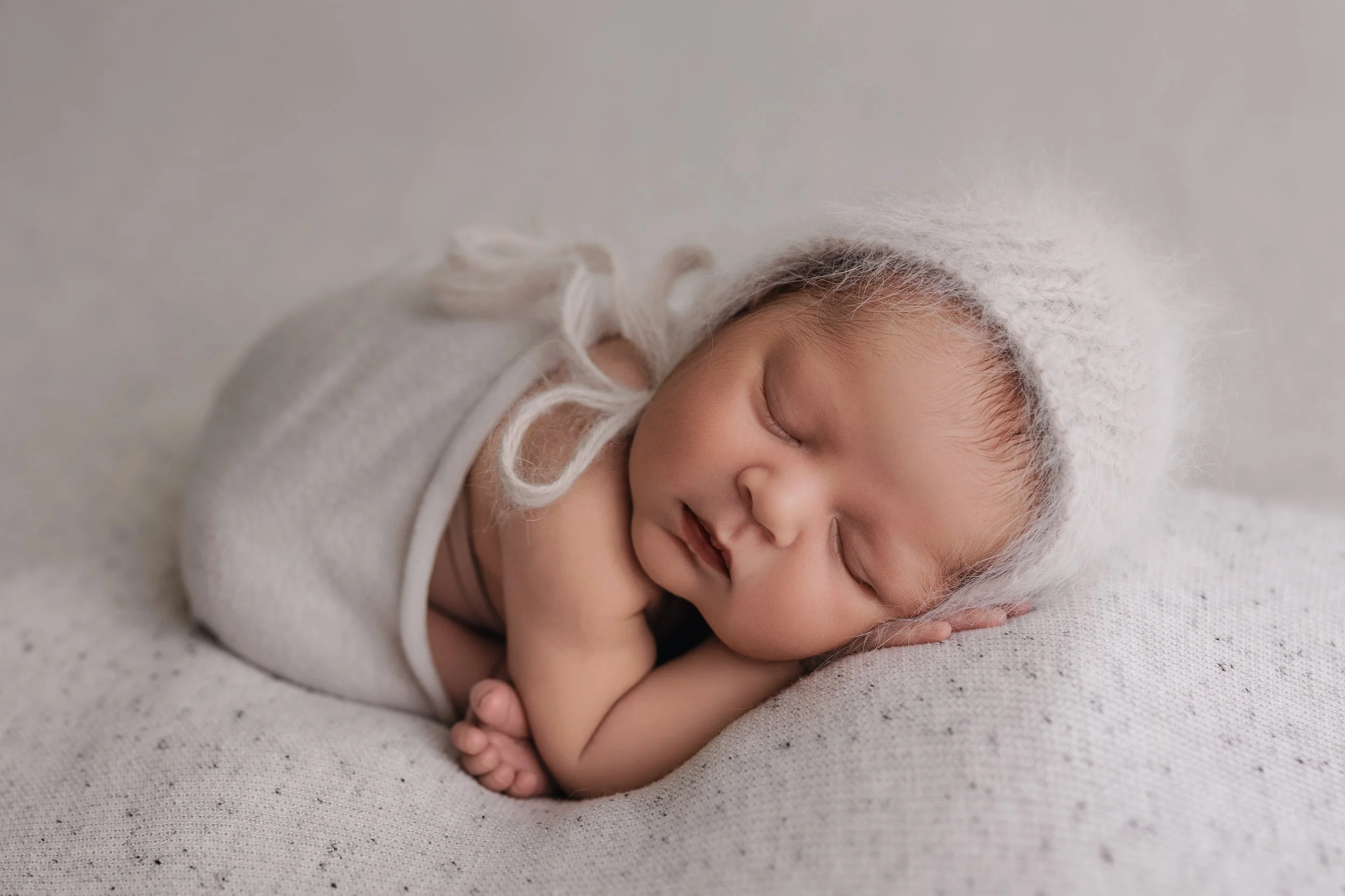 Bryson Newborn BLOG-34.jpg