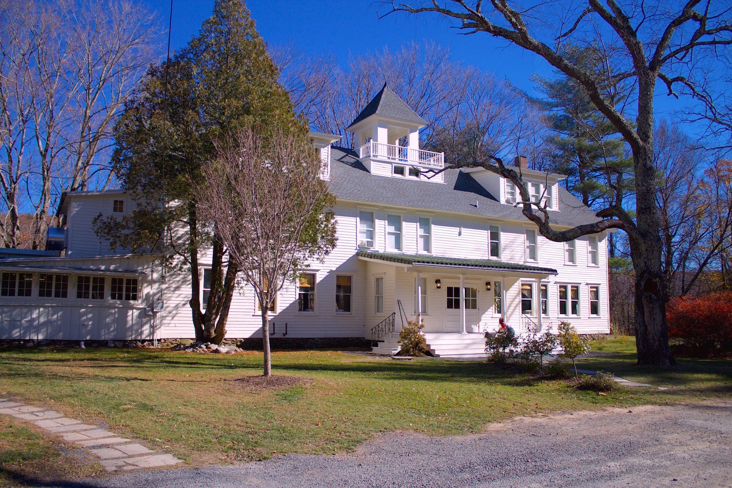 Cozy in the Catskills: FoxFire Mountain House