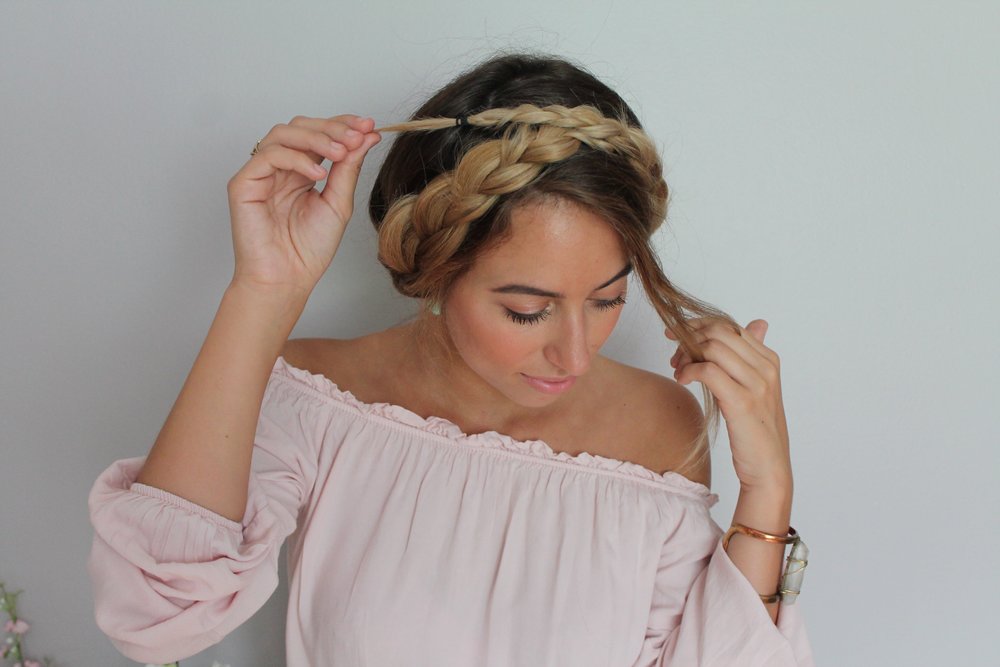 DIY Easy Hairstyles That Won't Damage Your Hair! — Alexandria Gilleo DIY Easy Hairstyles That Won't Damage Your Hair! — Alexandria Gilleo