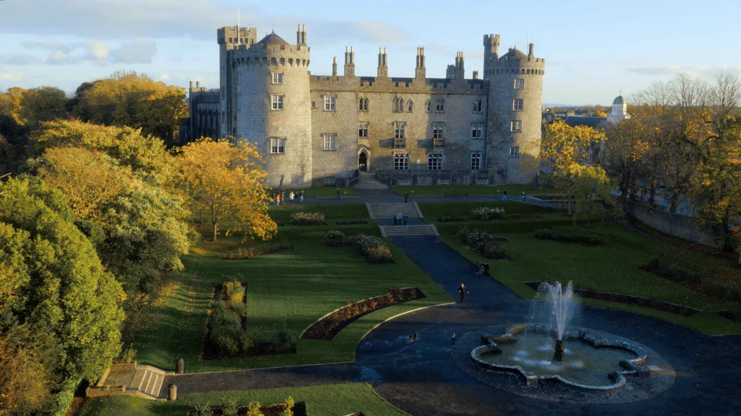 Kilkenny-castle-bg.jpg