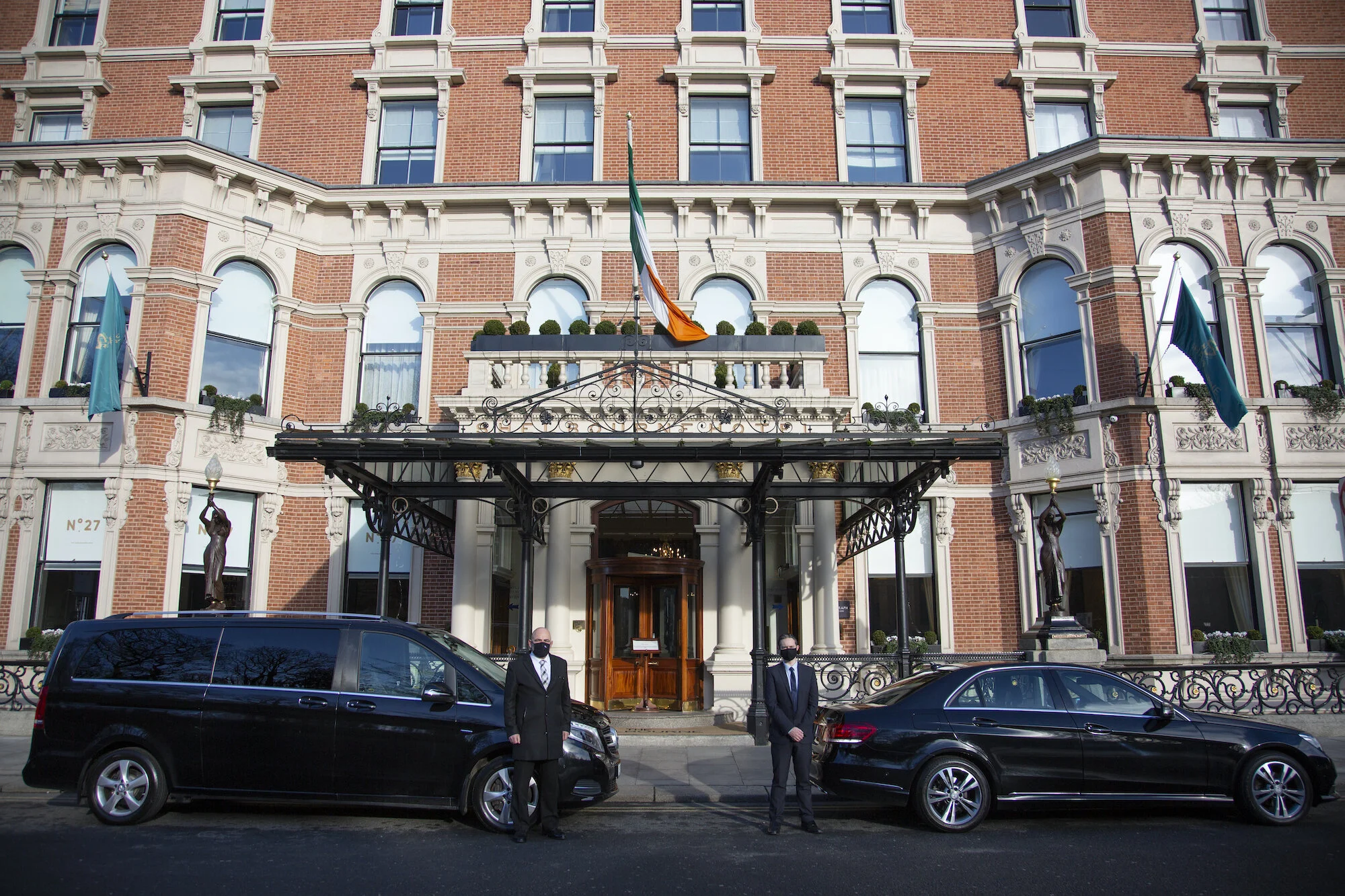 Limousines outside the Shelbourne Hotel.JPG