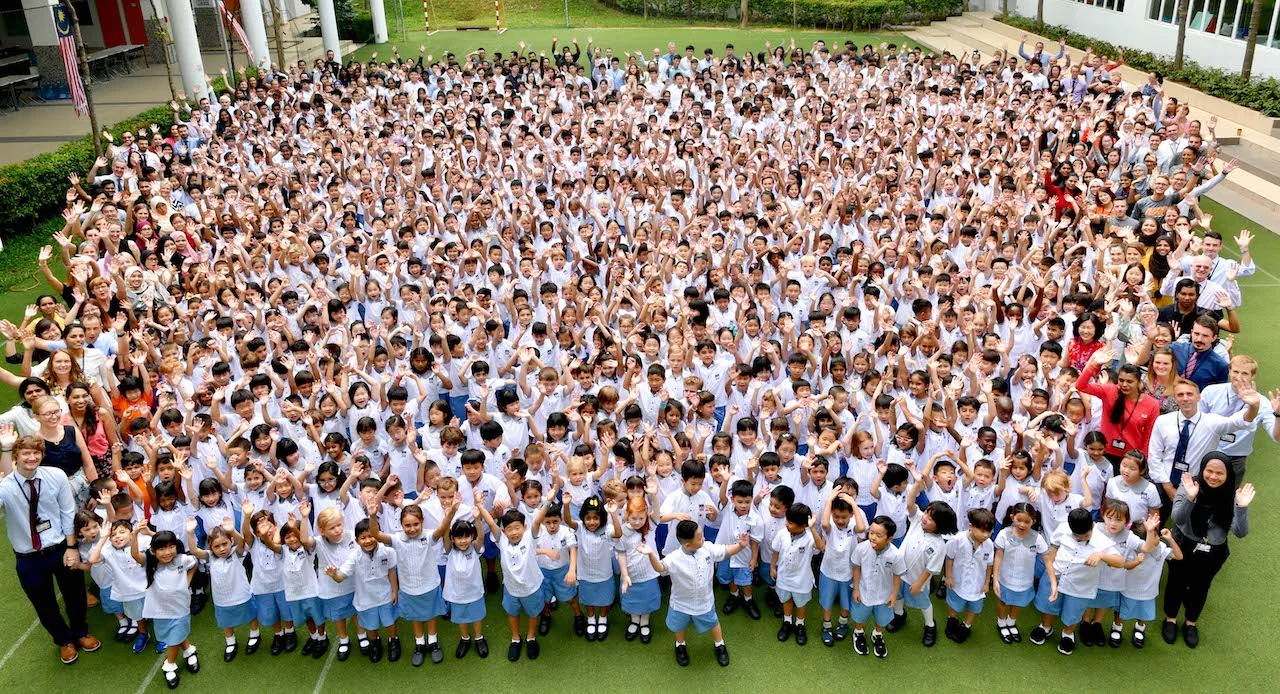 ....Equality..Bình đẳng..평등....