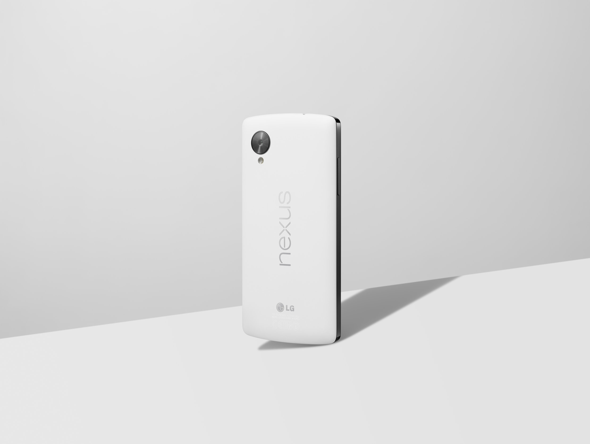 N5-white-back2.jpg