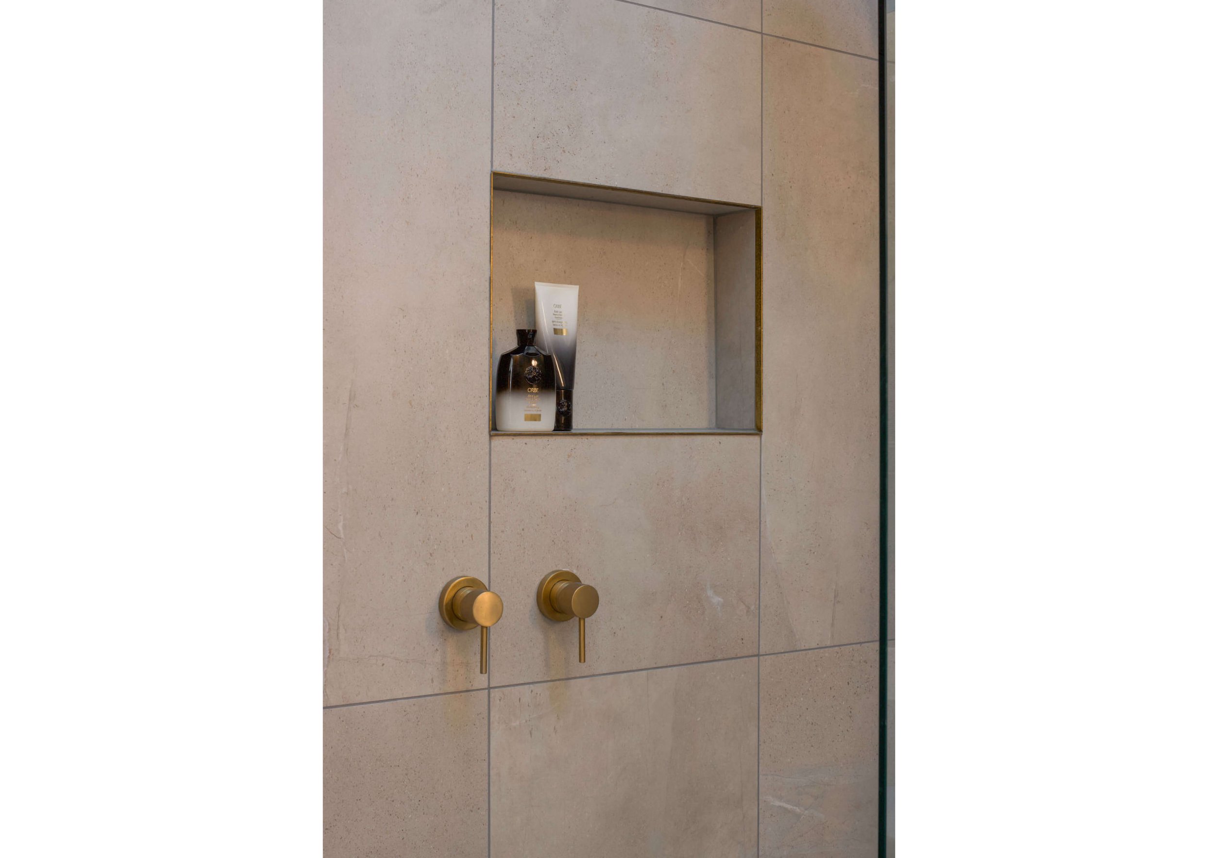 Charlotte Minty Interior Design Ngaio House Bathroom Shower Niche.jpg