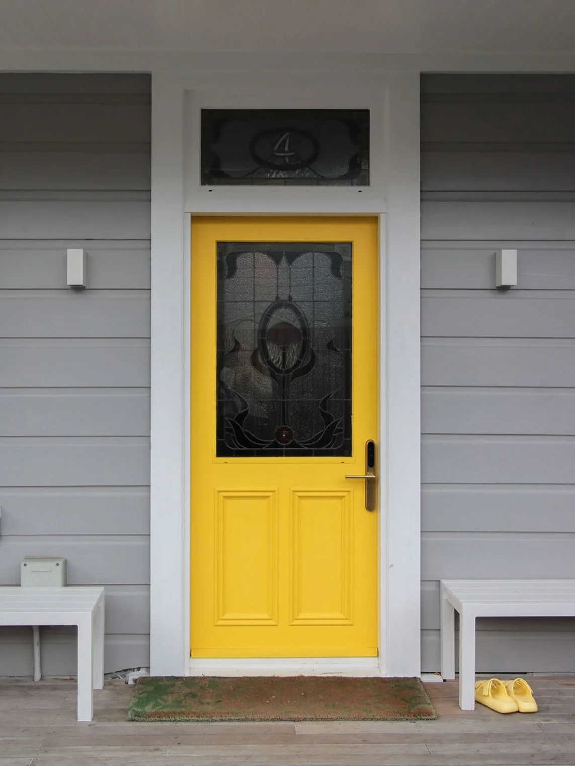 Keep your dials tuned to CMID for behind this sunshine yellow door lies a wonderful and vibrant project, soon to be unveiled on our website. 
📸 @by_oliviaatkinson