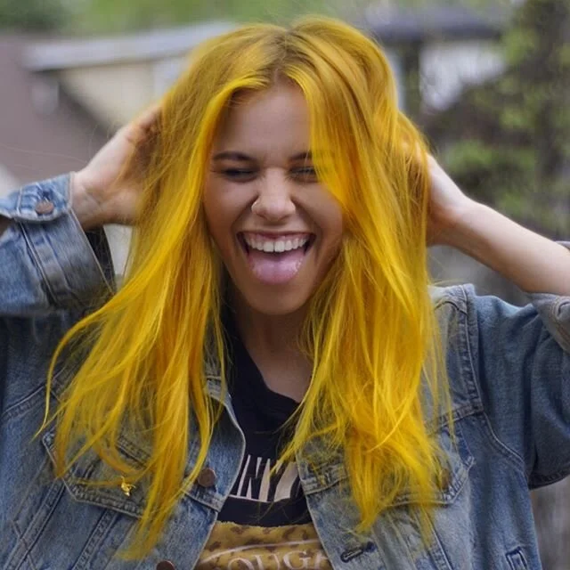 I think yellow hair may be my new favorite and is that ray of sunshine in quarantine. 
Only using @pulpriothair new color satire over my existing hair. No new highlights. Swipe left for the before.