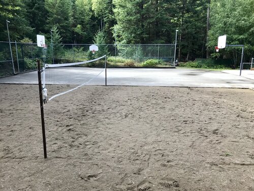 Volleyball &amp; basketball court