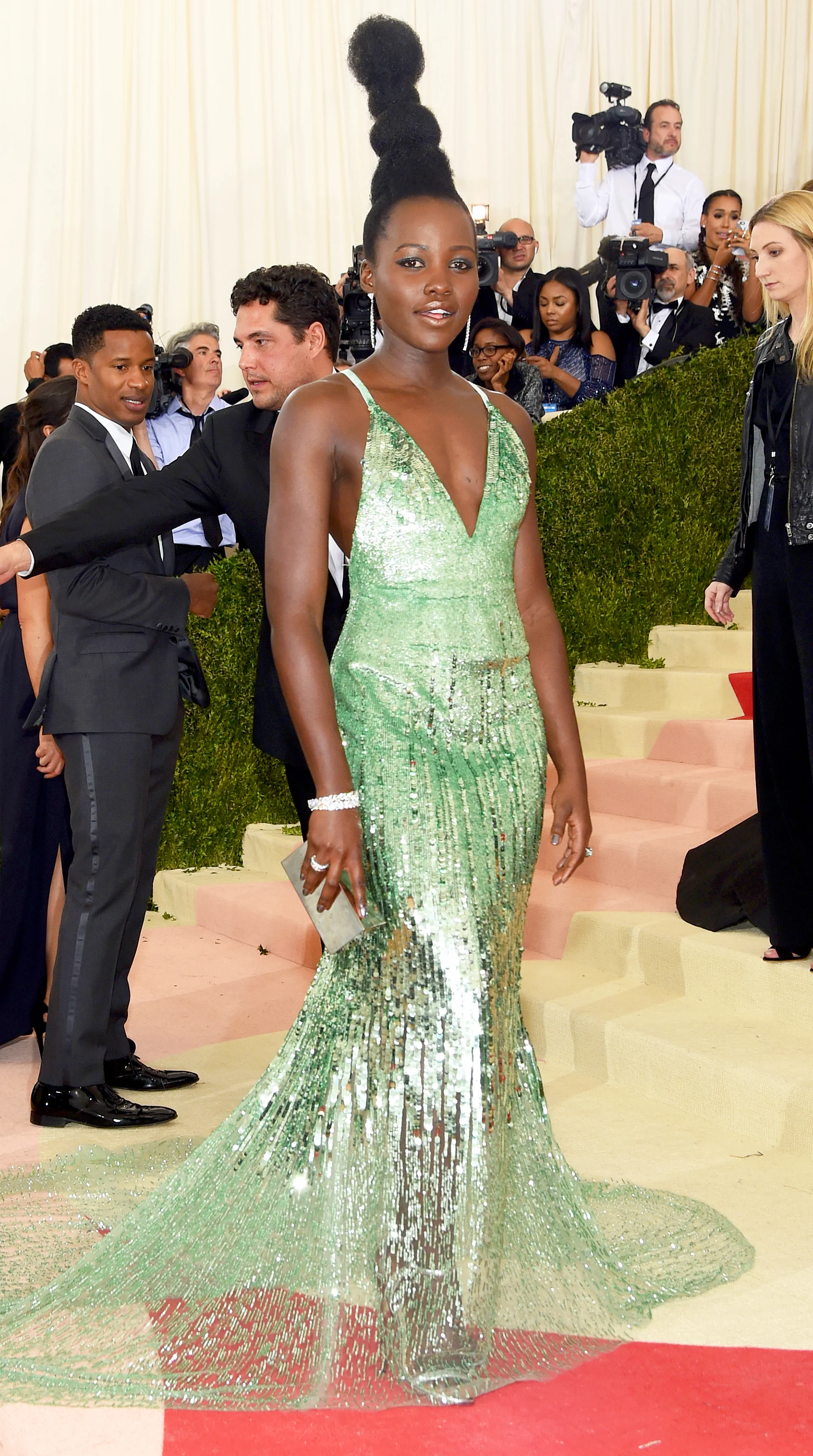 527359474_lupita-nyongo-zoom-e7de0c6a-cdc7-4995-bd0e-c9e12a7b13d0.jpg