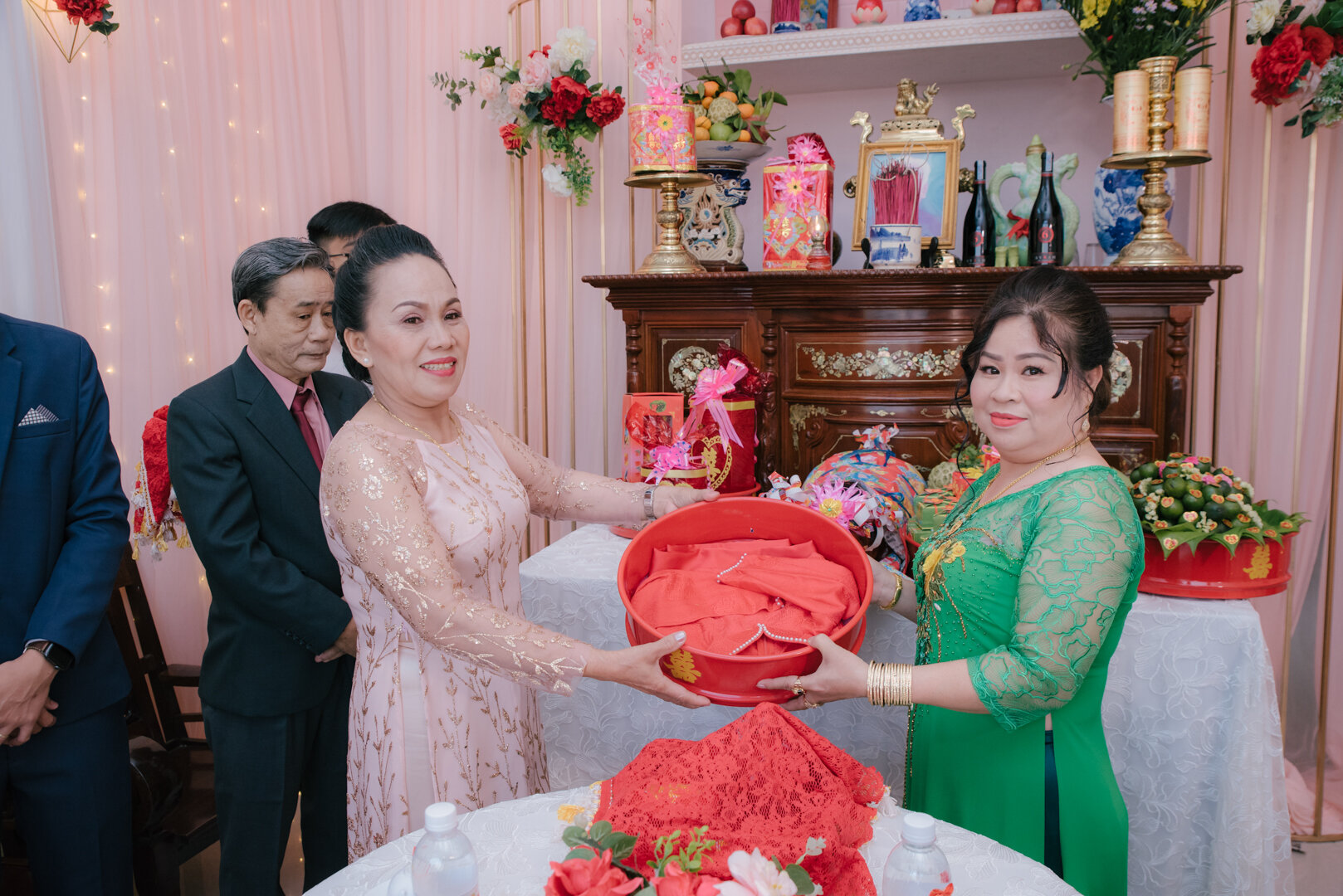 anh-phong-su-cuoi-dep-tron-goi-ngay-cuoi-annie-vy-wedding-studio-1_13-1 (28).JPG