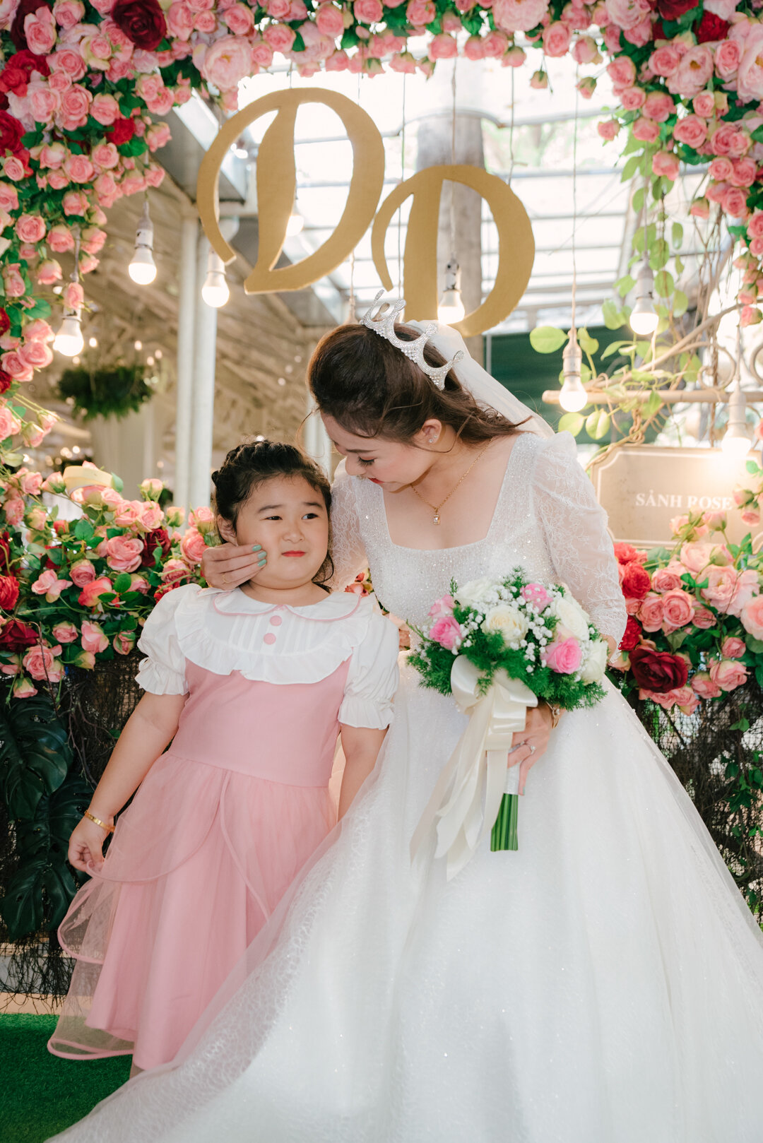 anh-phong-su-cuoi-dep-tron-goi-ngay-cuoi-annie-vy-wedding-studio-1_18.JPG