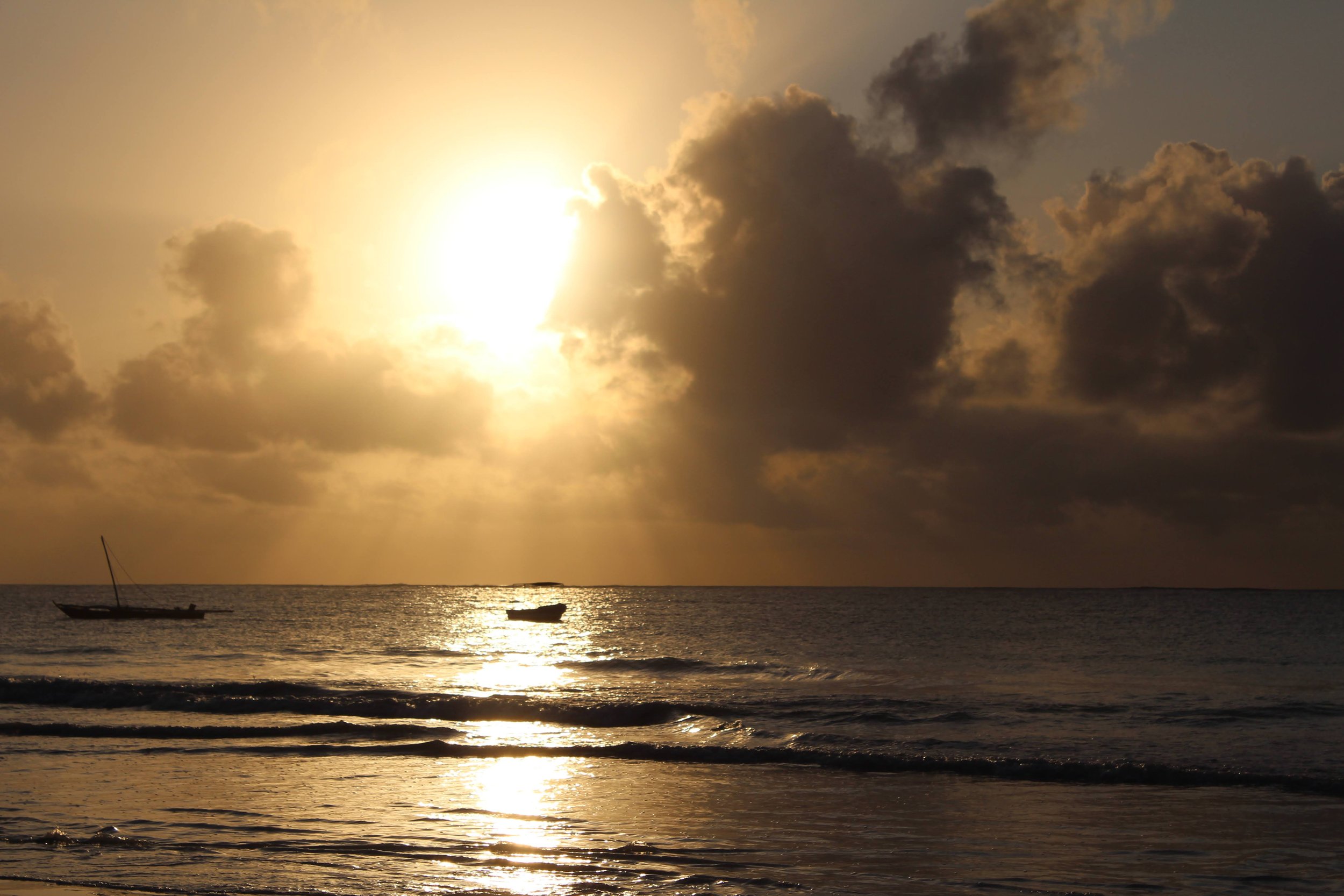 Mombasa beach sunrise boat.jpg