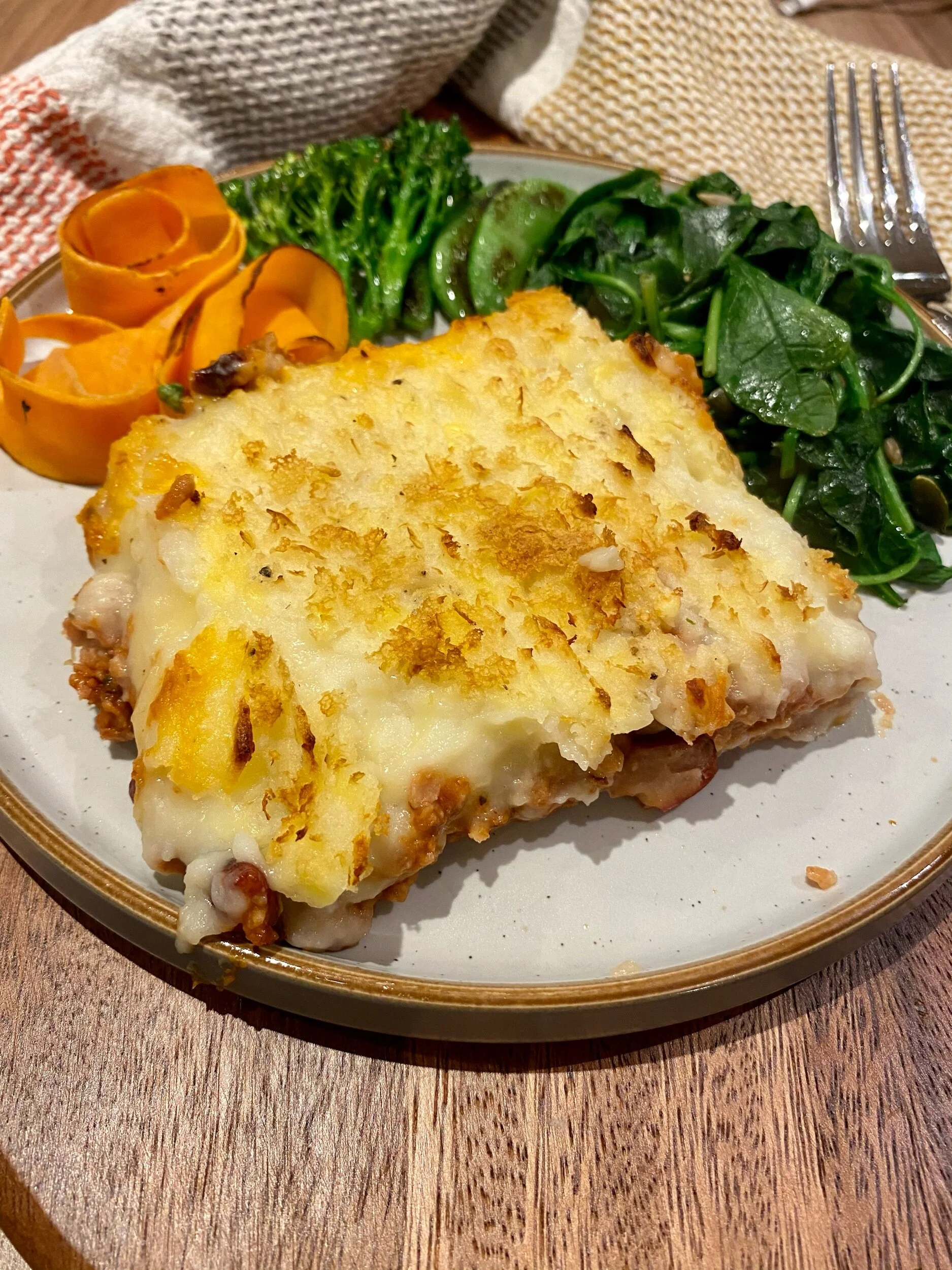 Spicy chilli bake with crème fraiche mash