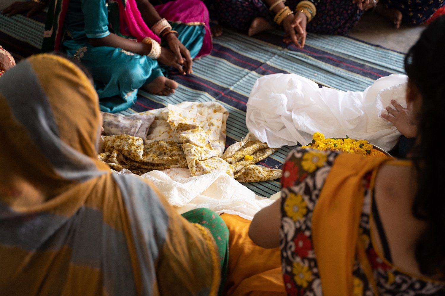 Eco-printing training with the women at Saheli (Image by Jack Howard)