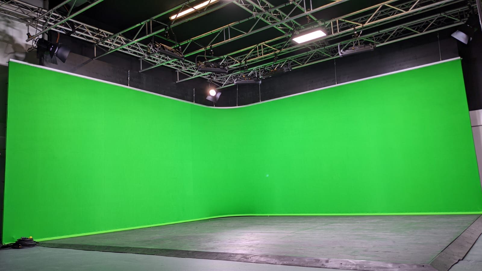 Greenbox 1.jpg