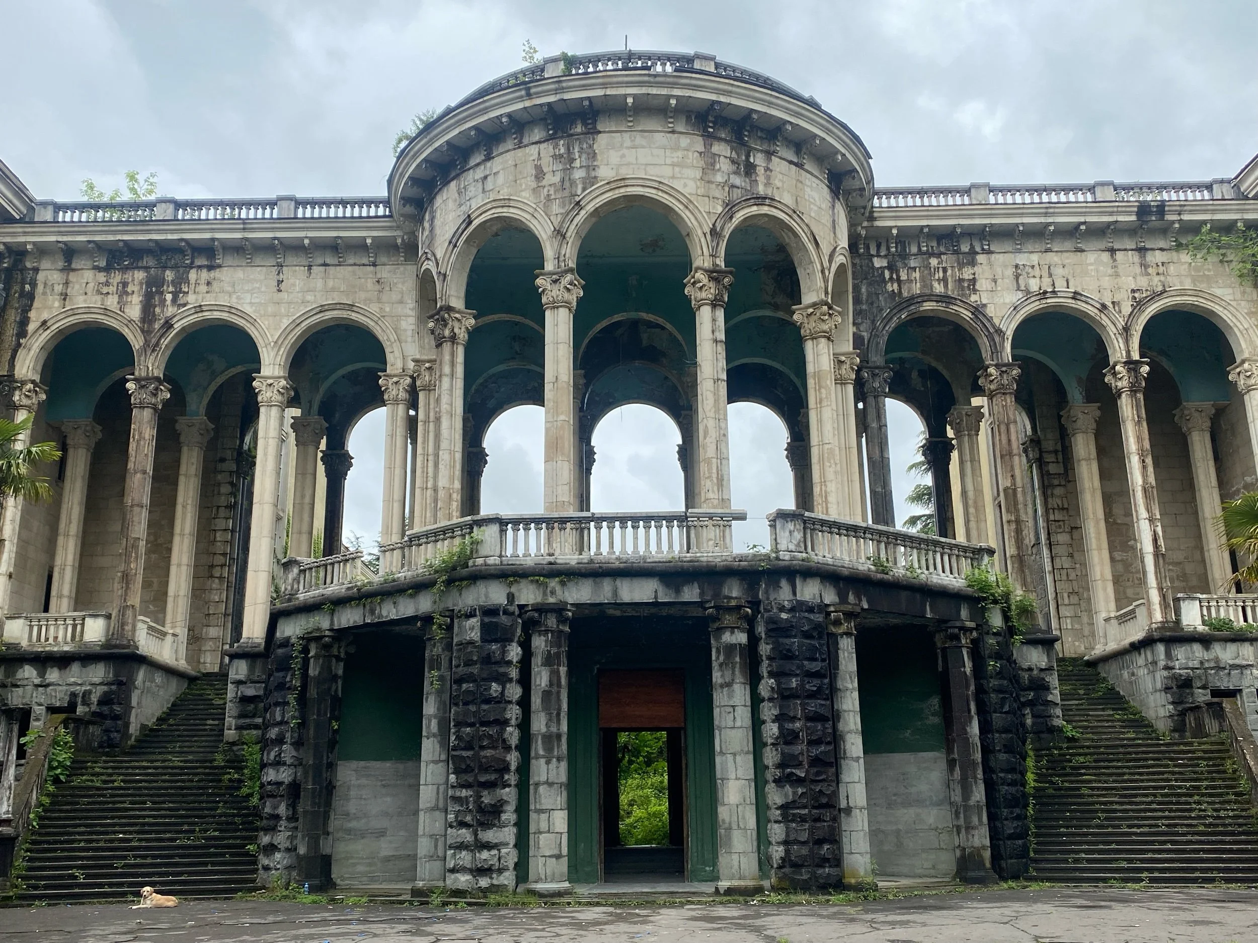 Visiting the Soviet ghost town Tskaltubo