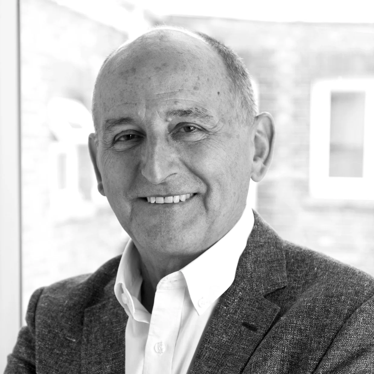 2.10pm From a 1 bed flat to £1million homes: How to build trust and give great returns when developing property Dick Dabner, JVIP Read More