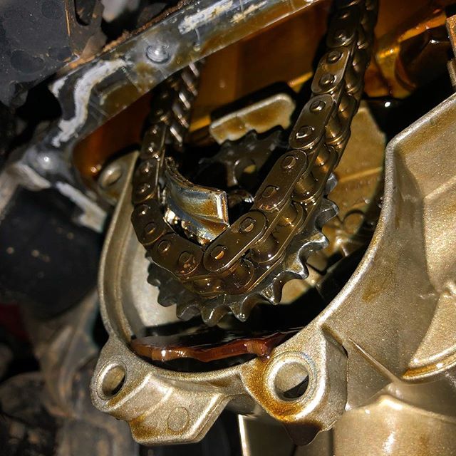 MINI R56 S N14 oil pump chain popped off due to a failed guide! Luckily, this customer made the smart call and pulled over when the oil light came on. #midlandsmotorworks #wemakethingsgo #mini #n14 #cooperS #changeyouroil #columbiasc