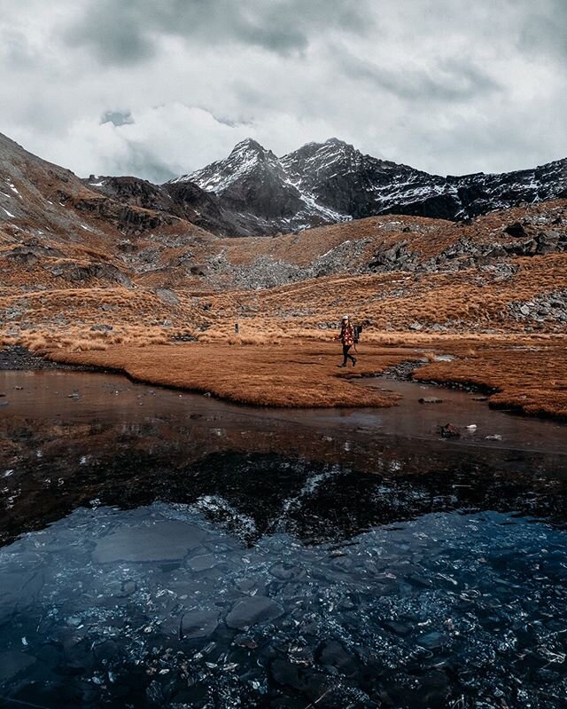 La suite de notre voyage ? 😮
.
On nous demande souvent quelle sera la suite de notre voyage. Allons-nous poursuivre notre tour du monde, ou deviendrons-nous &eacute;leveurs de moutons 🐑 au pays des Kiwis ? .
Il y a quelques mois, on vous aurait r&e