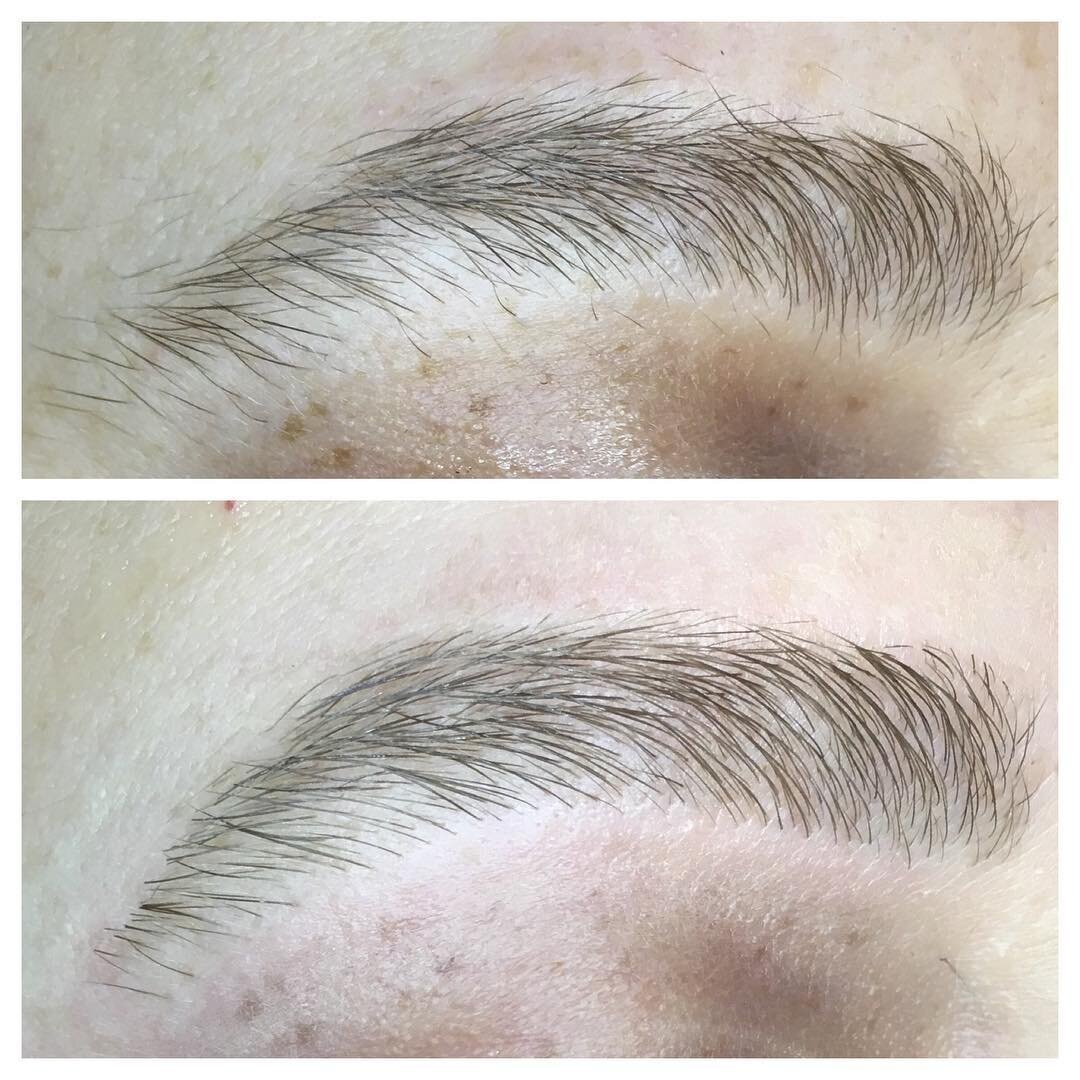 Fluffy &amp; natural, but very strategic - we opted to keep a thicker tail for balance and fullness. ✅Thread ✅Tint #torontobrows #torontobrowartist #torontothreading #perfectlyimperfect #eyebrowthreading