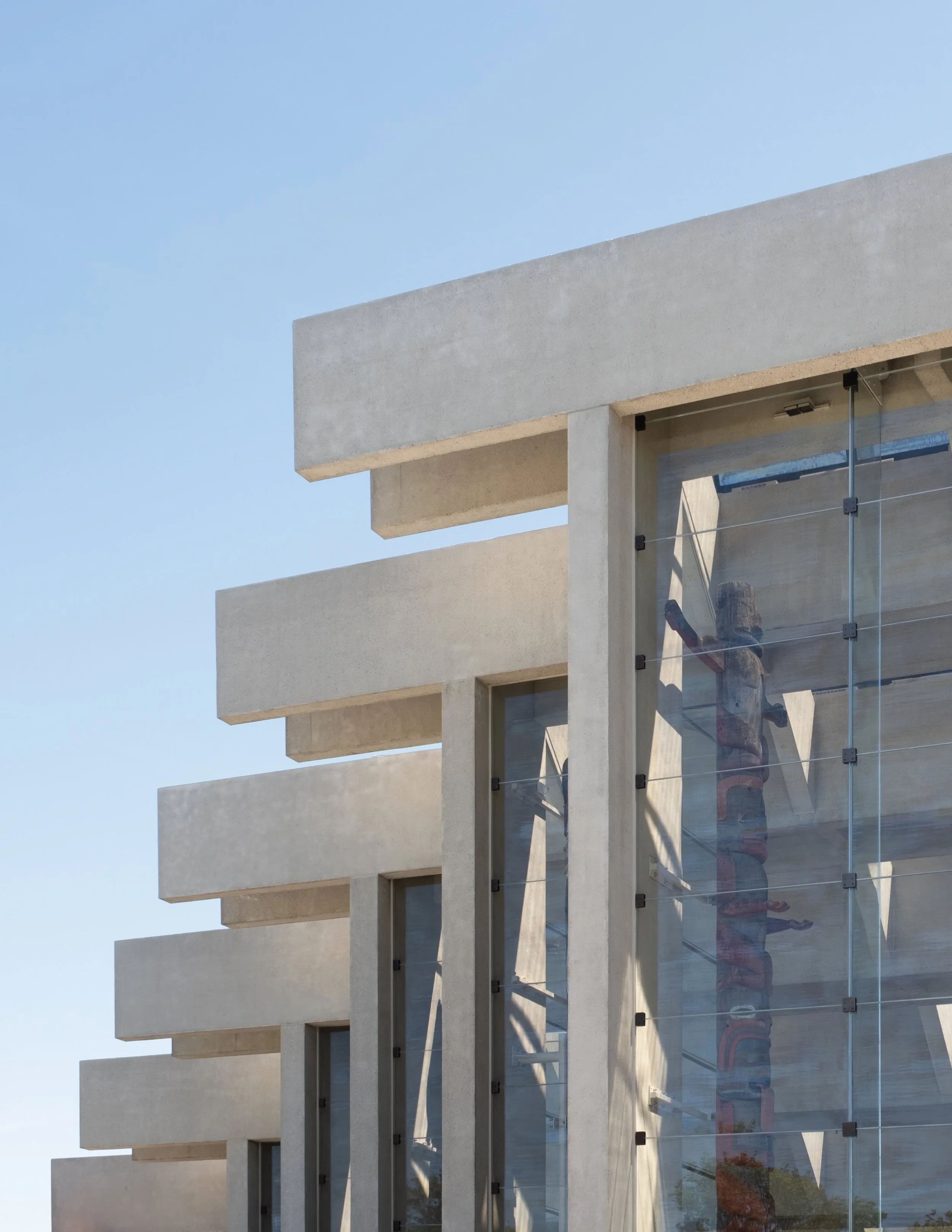 06 NMA_Press_Exterior Channel Beams.jpg